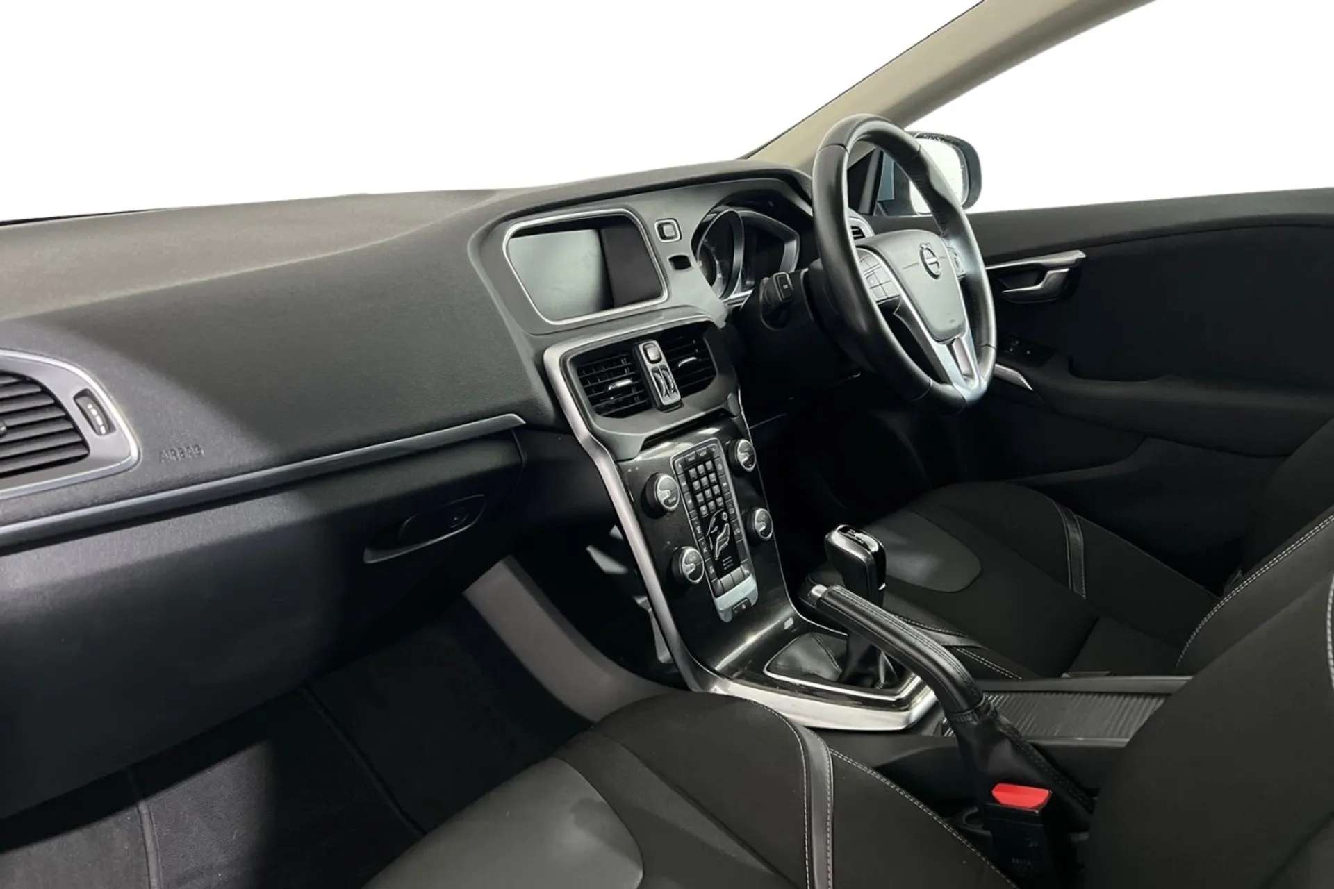 0 VOLVO V40 0 VOLVO V40