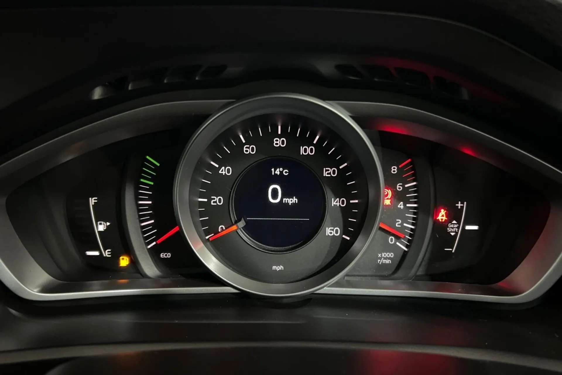 0 VOLVO V40 0 VOLVO V40