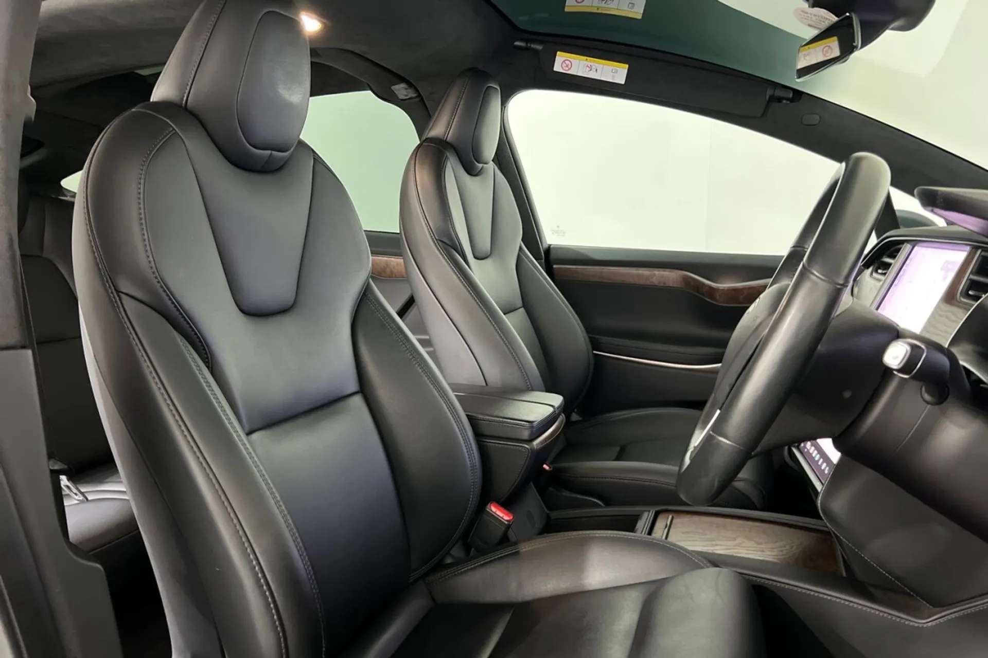 0 TESLA MODEL X 0 TESLA MODEL X