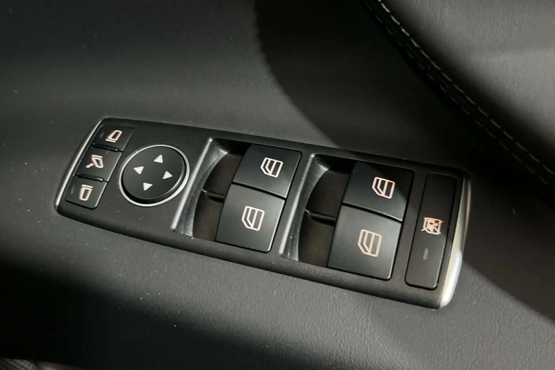 0 TESLA MODEL X 0 TESLA MODEL X