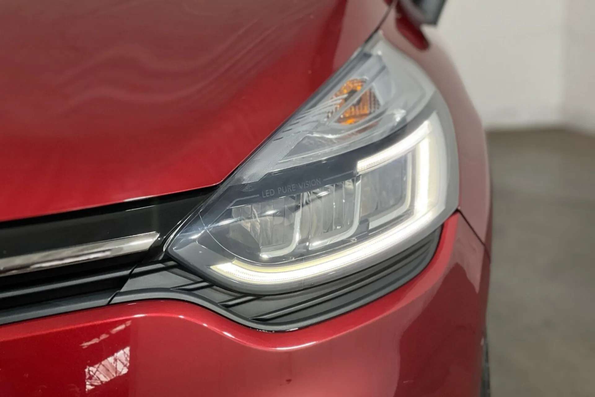 2018 RENAULT CLIO 2018 RENAULT CLIO