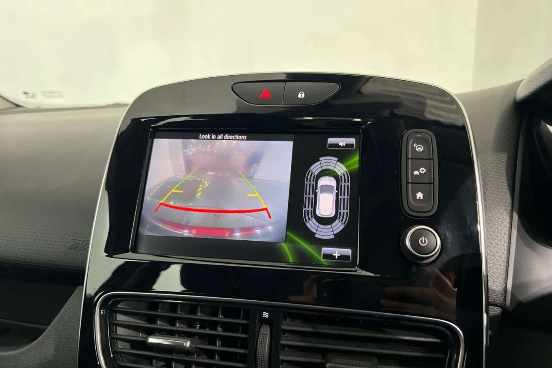 2018 RENAULT CLIO 2018 RENAULT CLIO