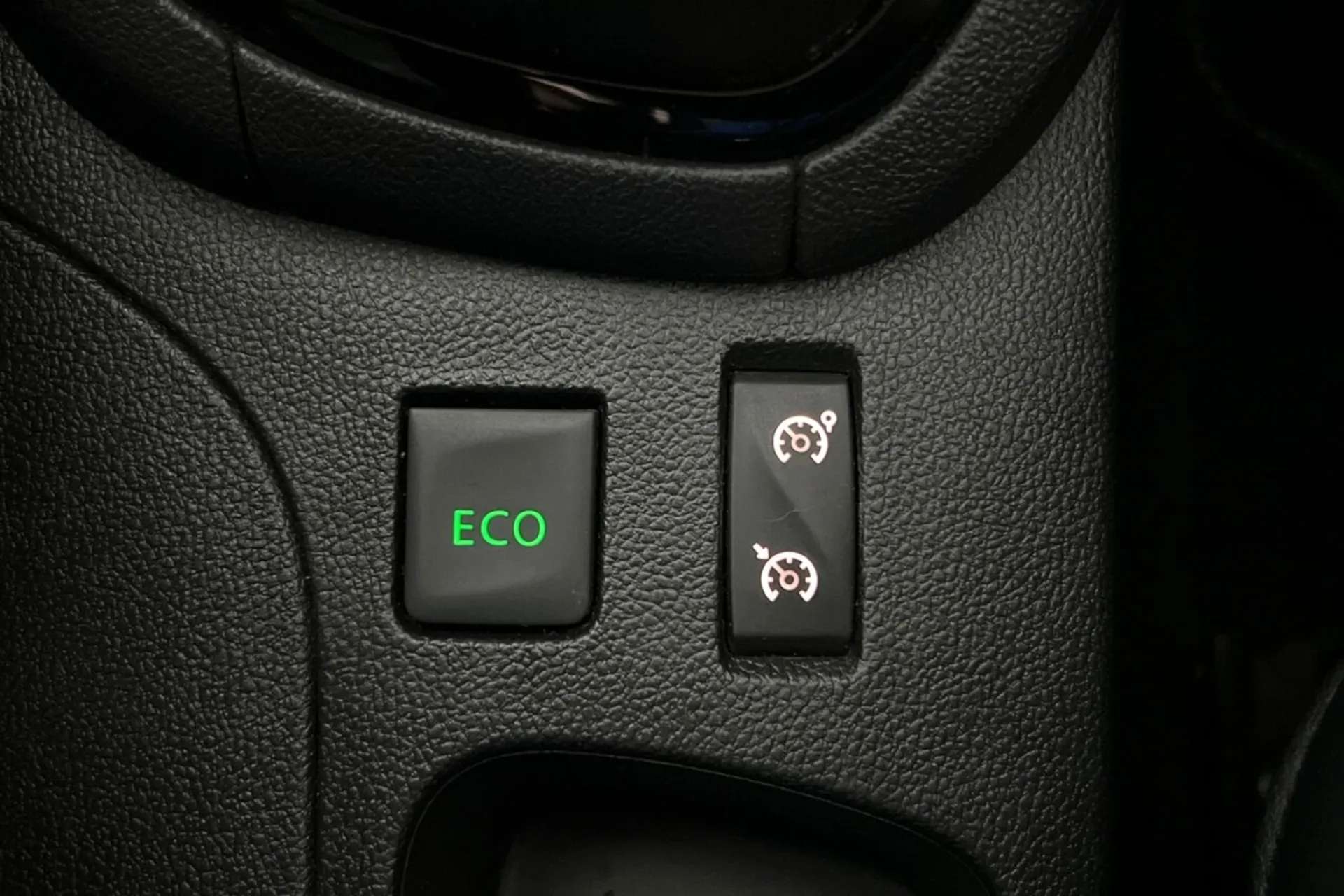 2018 RENAULT CLIO 2018 RENAULT CLIO