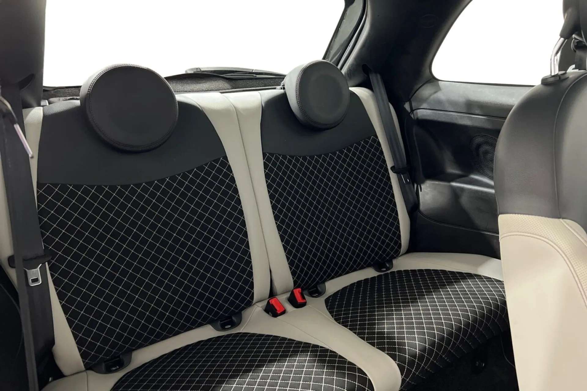 2021 FIAT 500 2021 FIAT 500