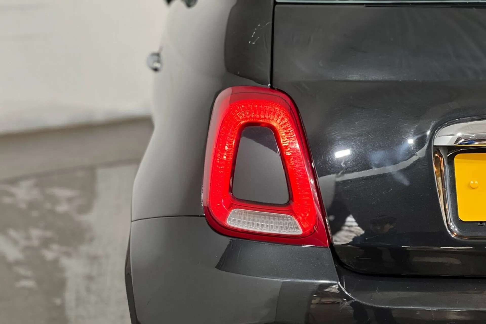 2021 FIAT 500 2021 FIAT 500