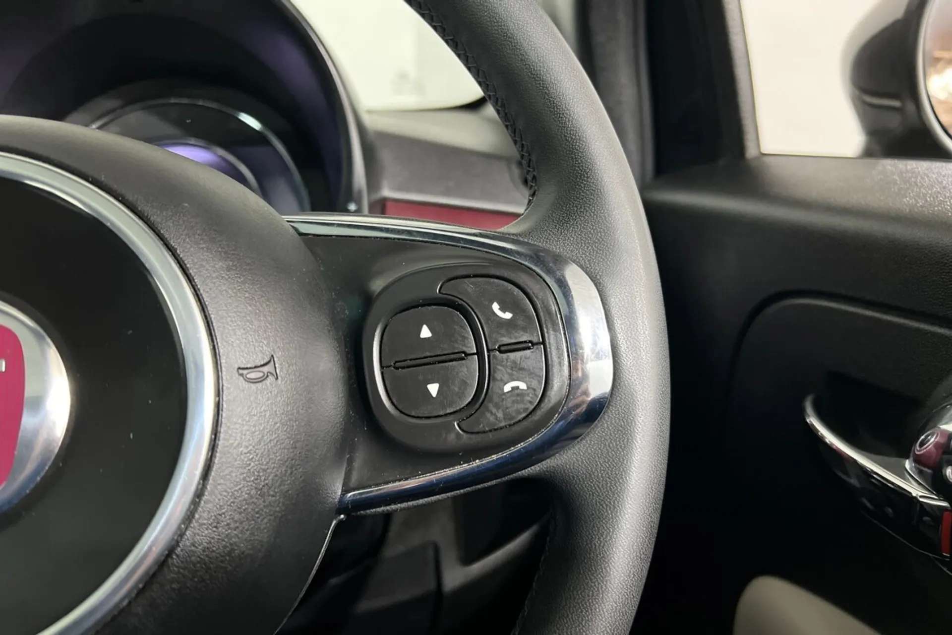 2021 FIAT 500 2021 FIAT 500