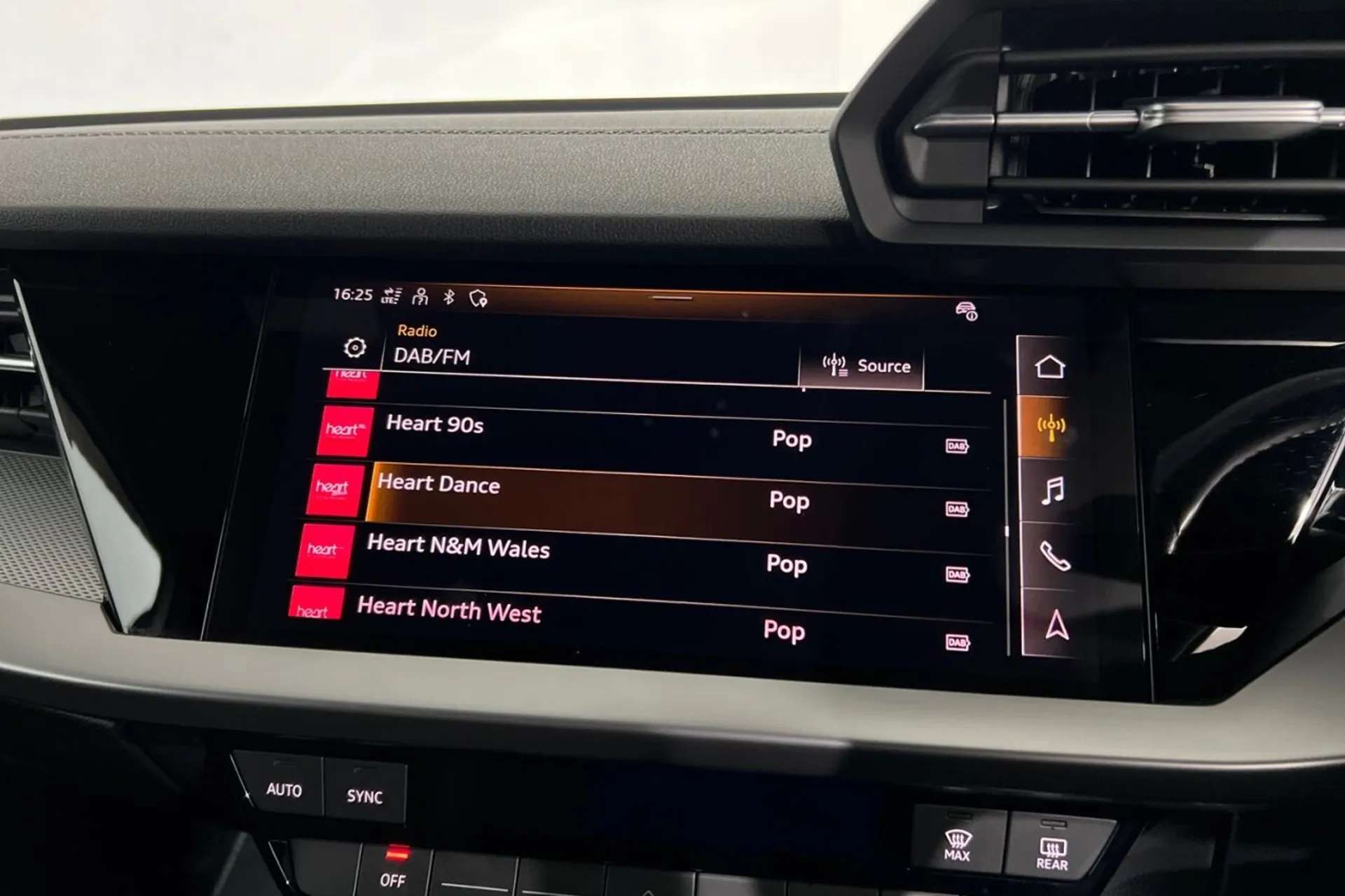 2022 AUDI A3 2022 AUDI A3