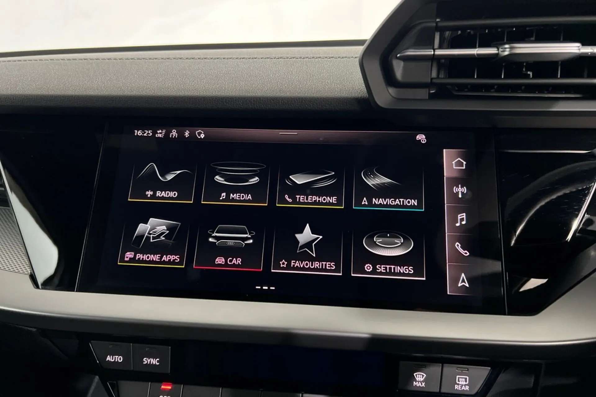 2022 AUDI A3 2022 AUDI A3