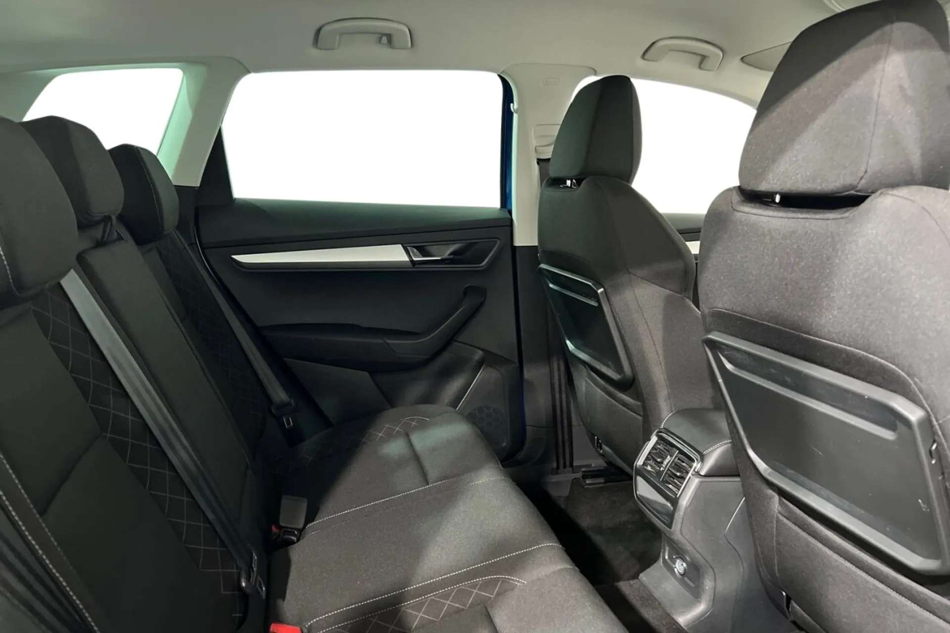 2021 SKODA KAROQ 2021 SKODA KAROQ