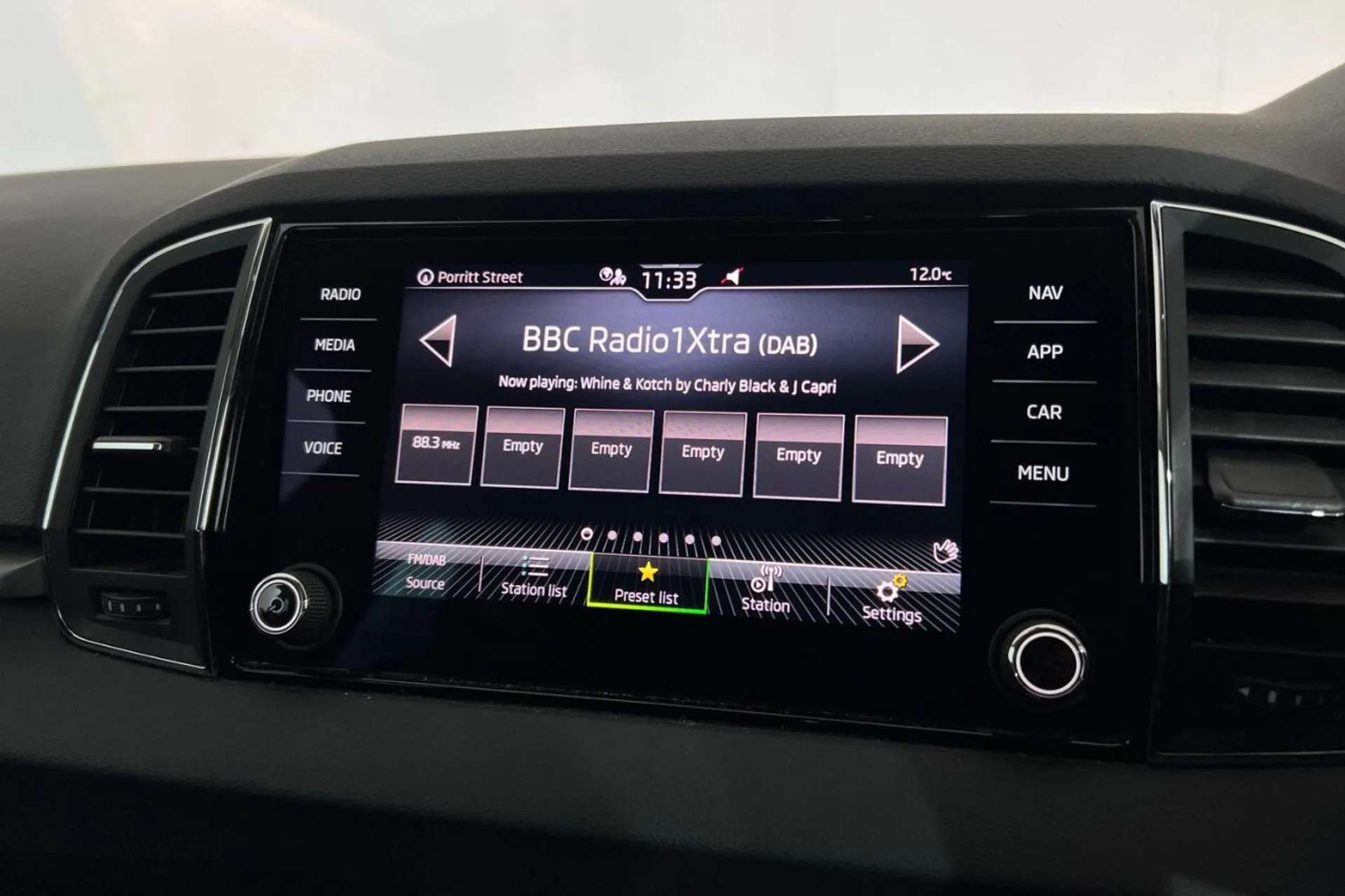 2021 SKODA KAROQ 2021 SKODA KAROQ