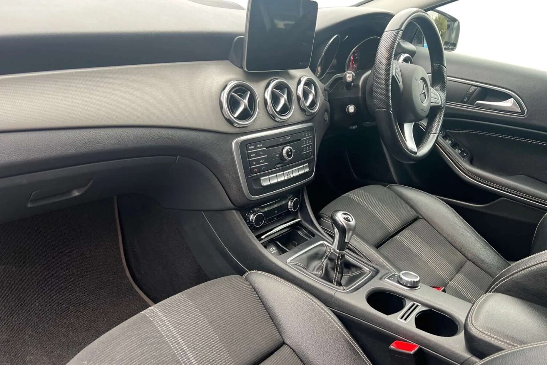 2018 MERCEDES-BENZ GLA CLASS 2018 MERCEDES-BENZ GLA CLASS