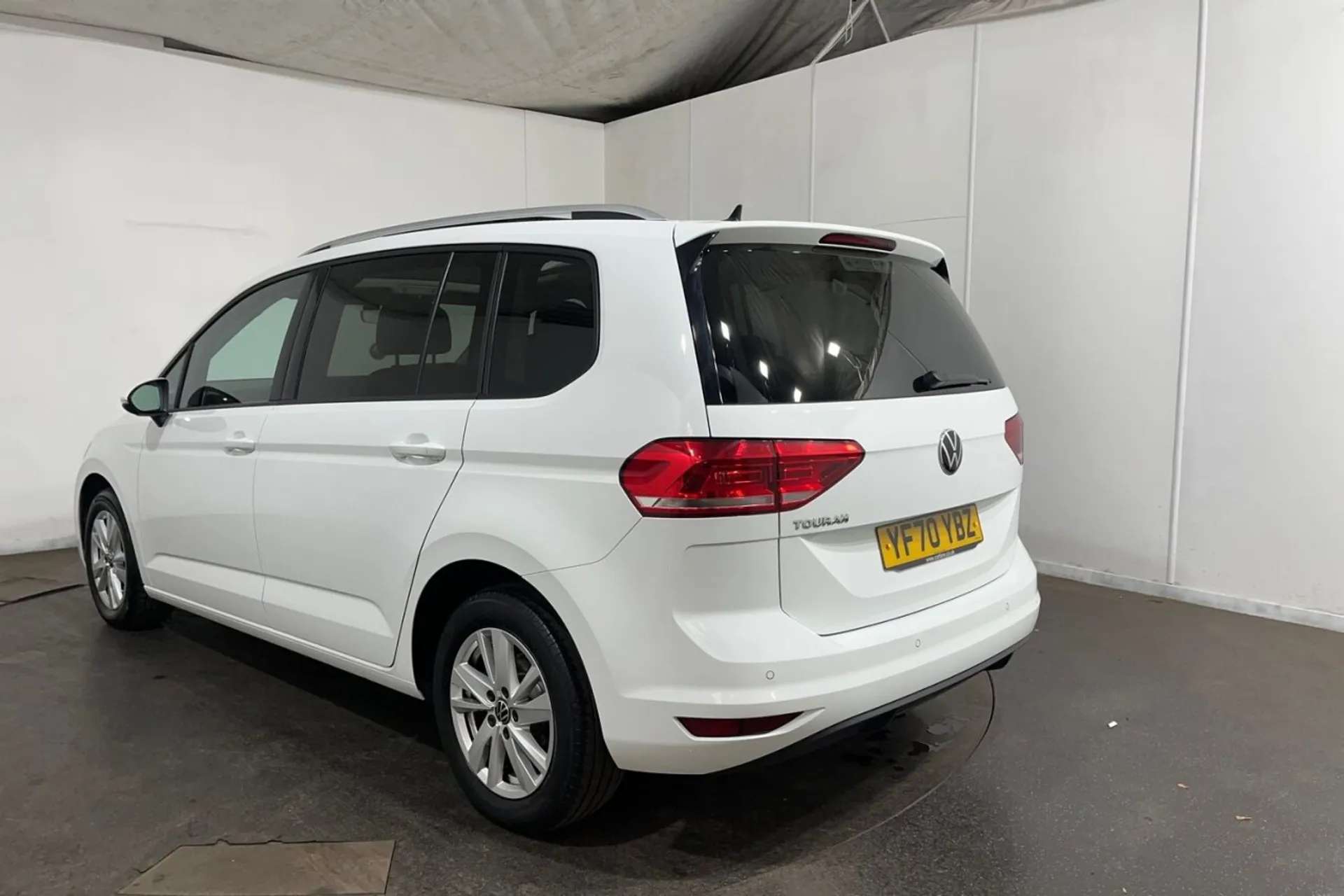 2020 VOLKSWAGEN TOURAN 2020 VOLKSWAGEN TOURAN