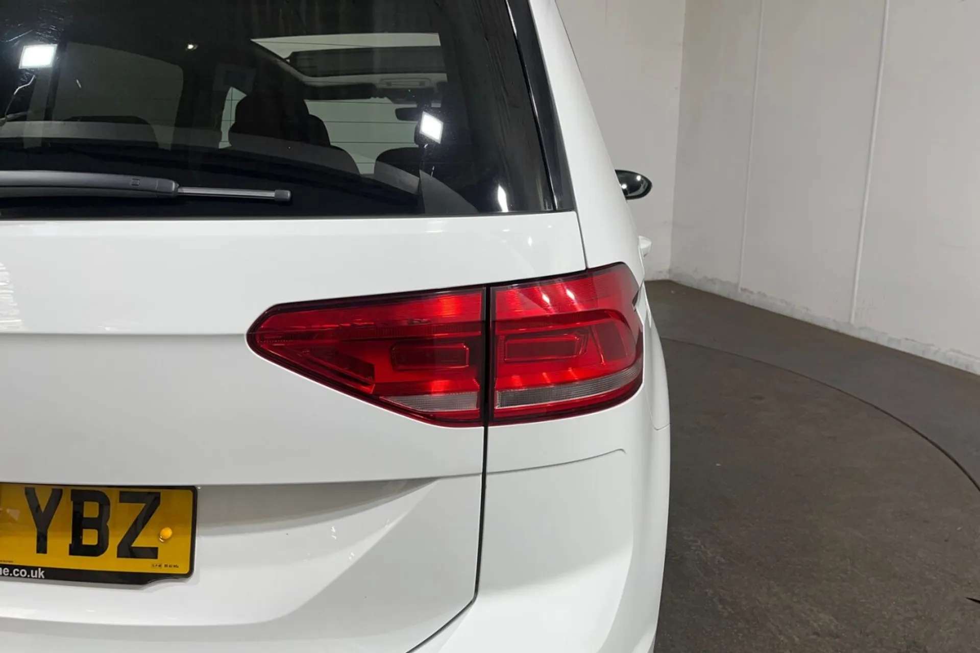 2020 VOLKSWAGEN TOURAN 2020 VOLKSWAGEN TOURAN