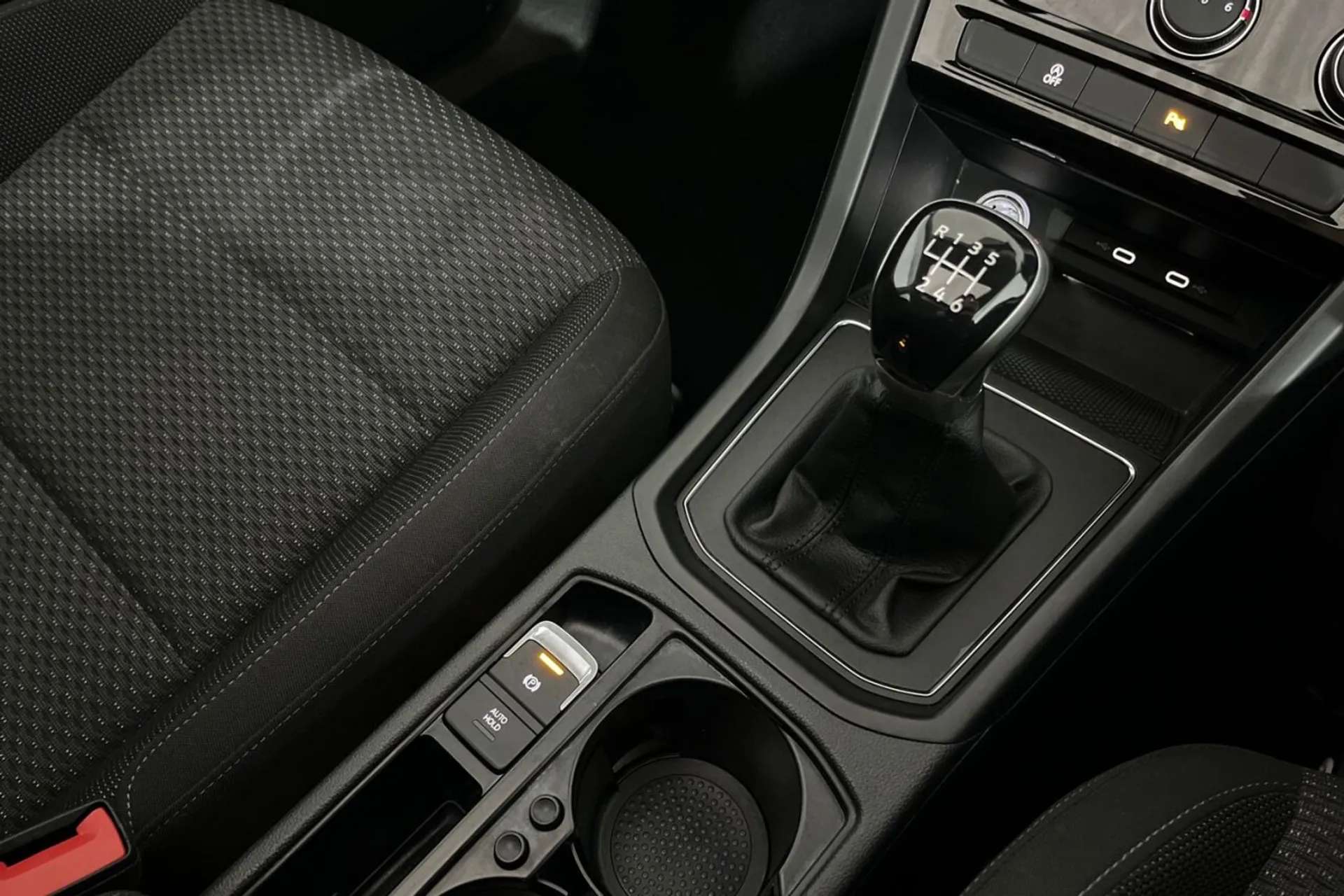 2020 VOLKSWAGEN TOURAN 2020 VOLKSWAGEN TOURAN