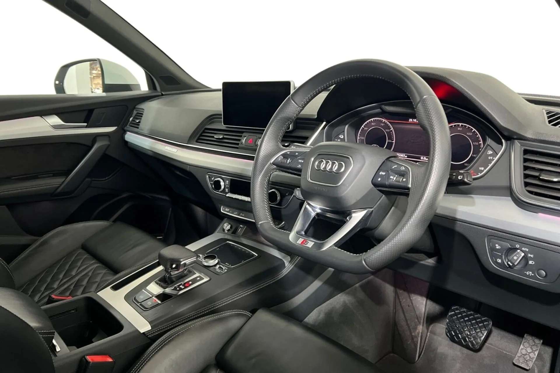 0 AUDI Q5 0 AUDI Q5