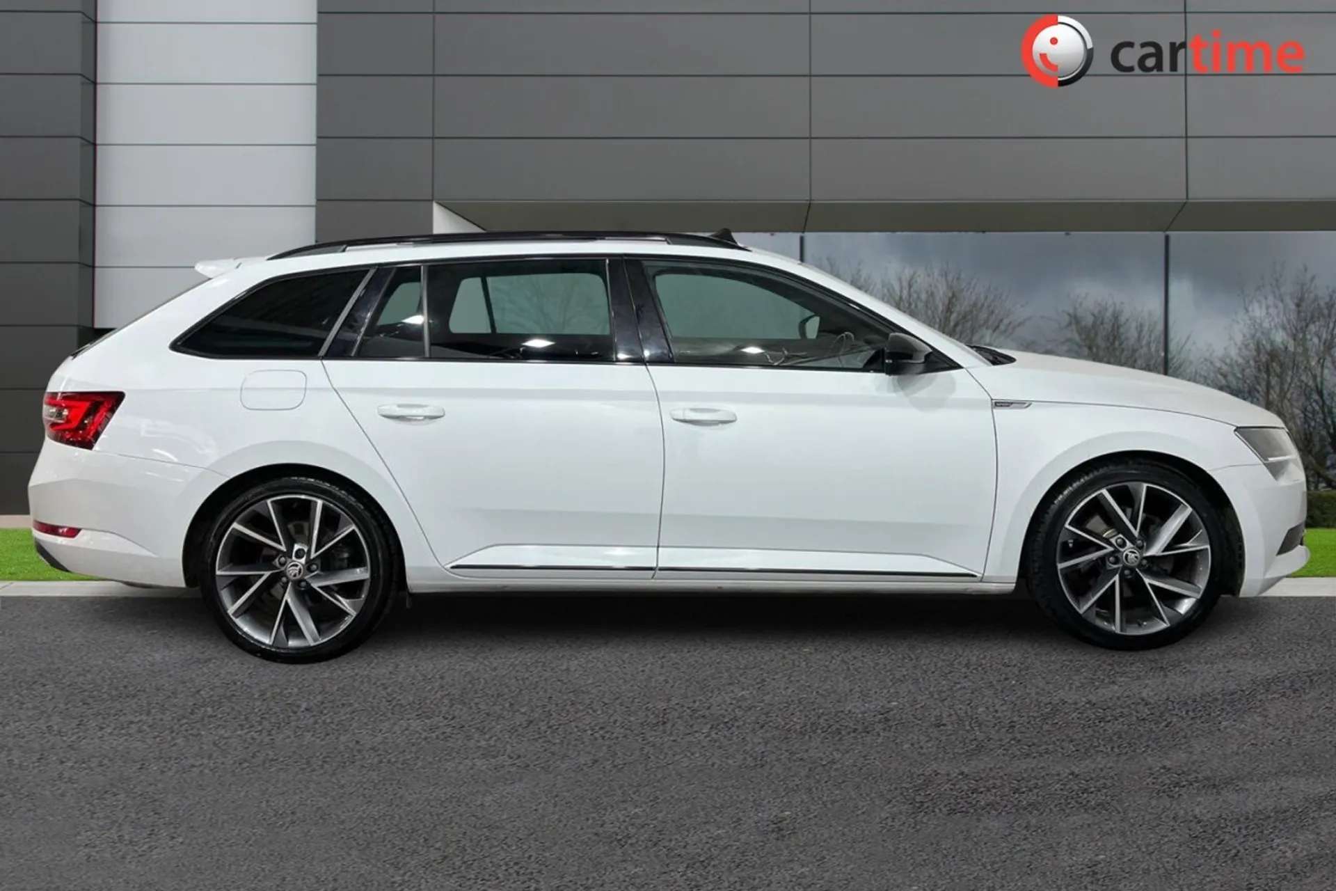 A 2019 SKODA SUPERB 1.5 SPORTLINE TSI DSG 5d 148 BHP Touchscreen, Apple CarPlay / Android Auto, Heated Front Seats, Front / Rear Park Sensors, DAB - Digital Radio 19in Al A 2019 SKODA SUPERB 1.5 SPORTLINE TSI DSG 5d 148 BHP Touchscreen, Apple CarPlay / Android Auto, Heated Front Seats, Front / Rear Park Sensors, DAB - Digital Radio 19in Al