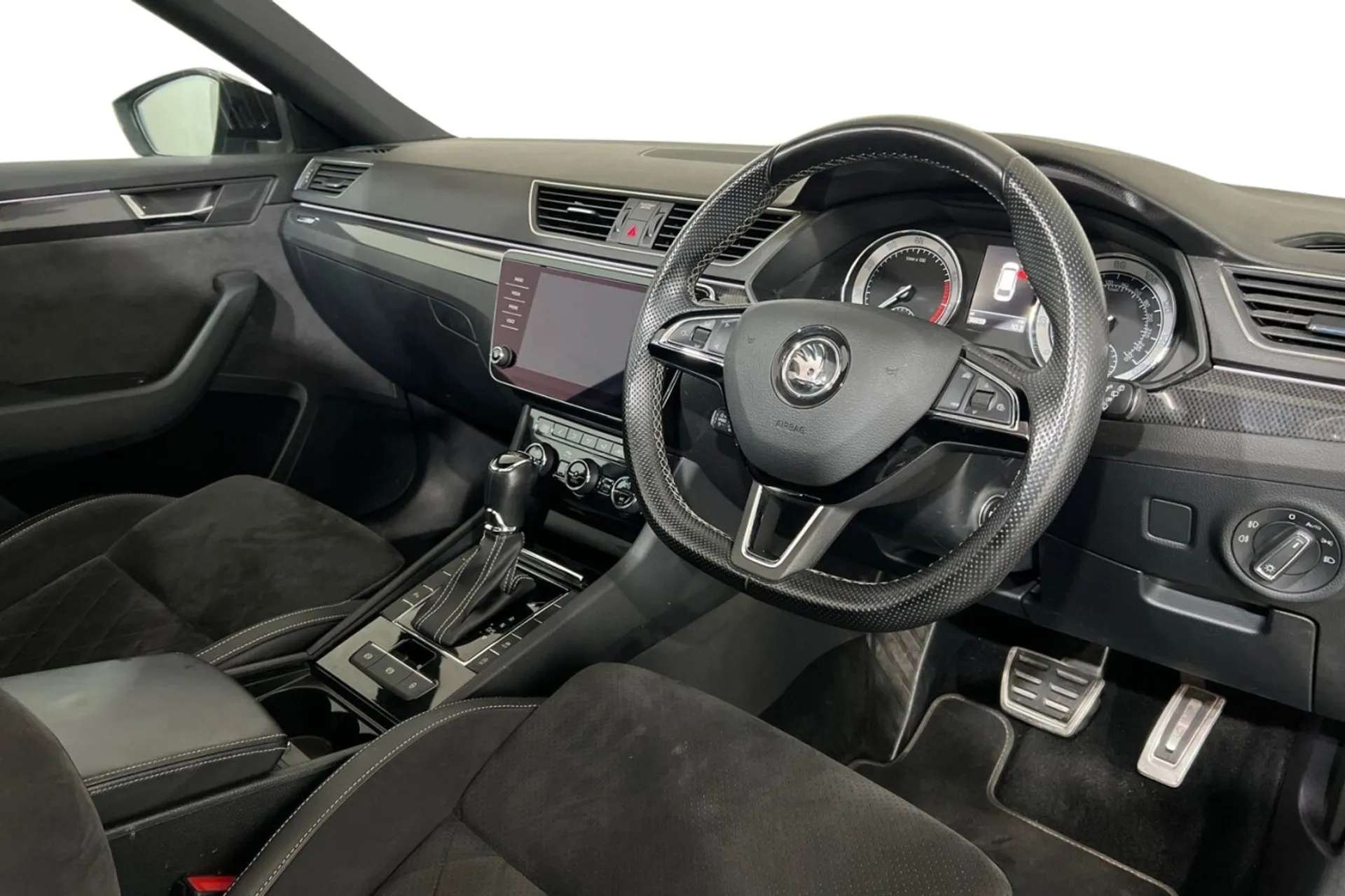 2019 SKODA SUPERB 2019 SKODA SUPERB