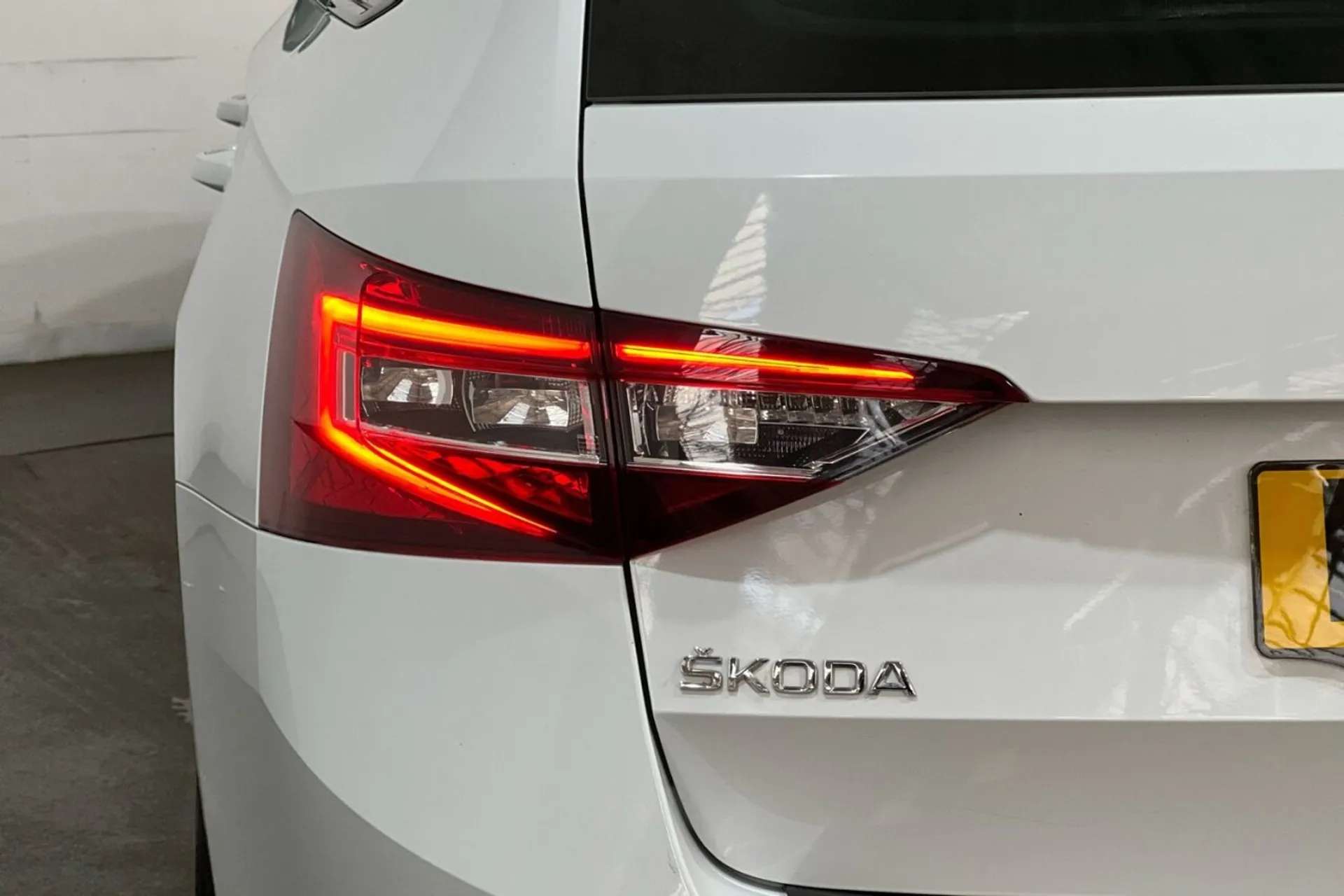 2019 SKODA SUPERB 2019 SKODA SUPERB