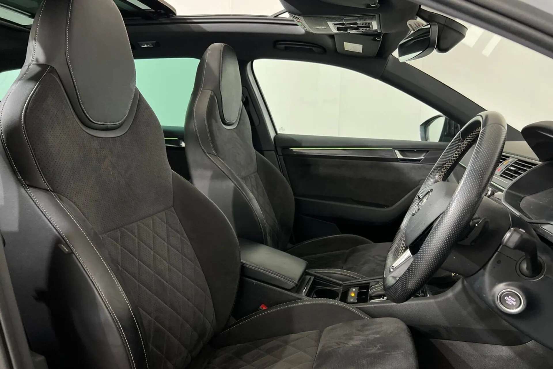 2019 SKODA SUPERB 2019 SKODA SUPERB