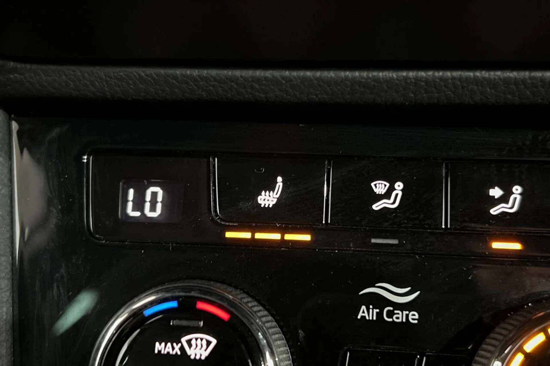 2019 SKODA SUPERB 2019 SKODA SUPERB