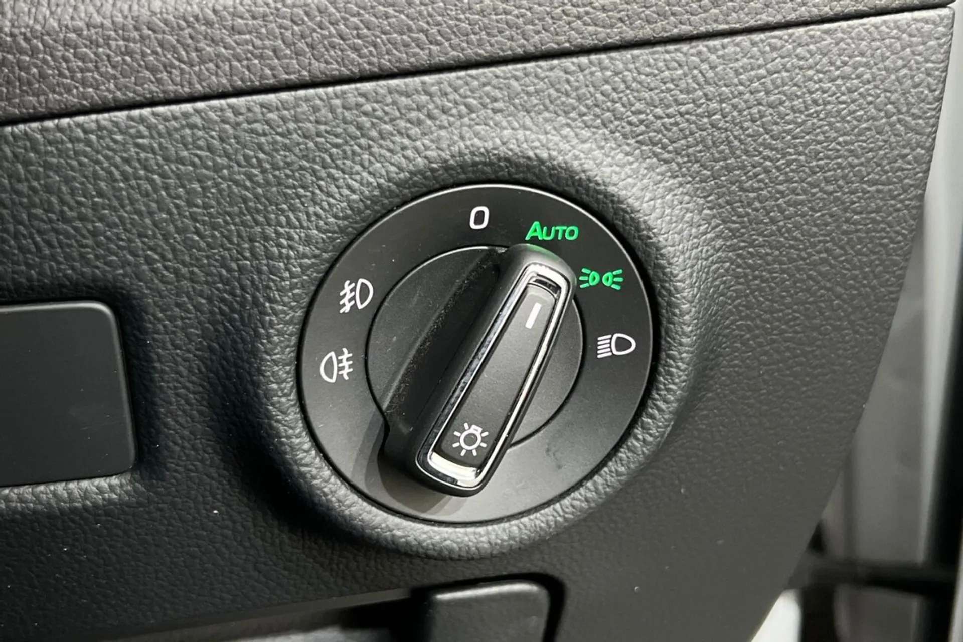 2019 SKODA SUPERB 2019 SKODA SUPERB