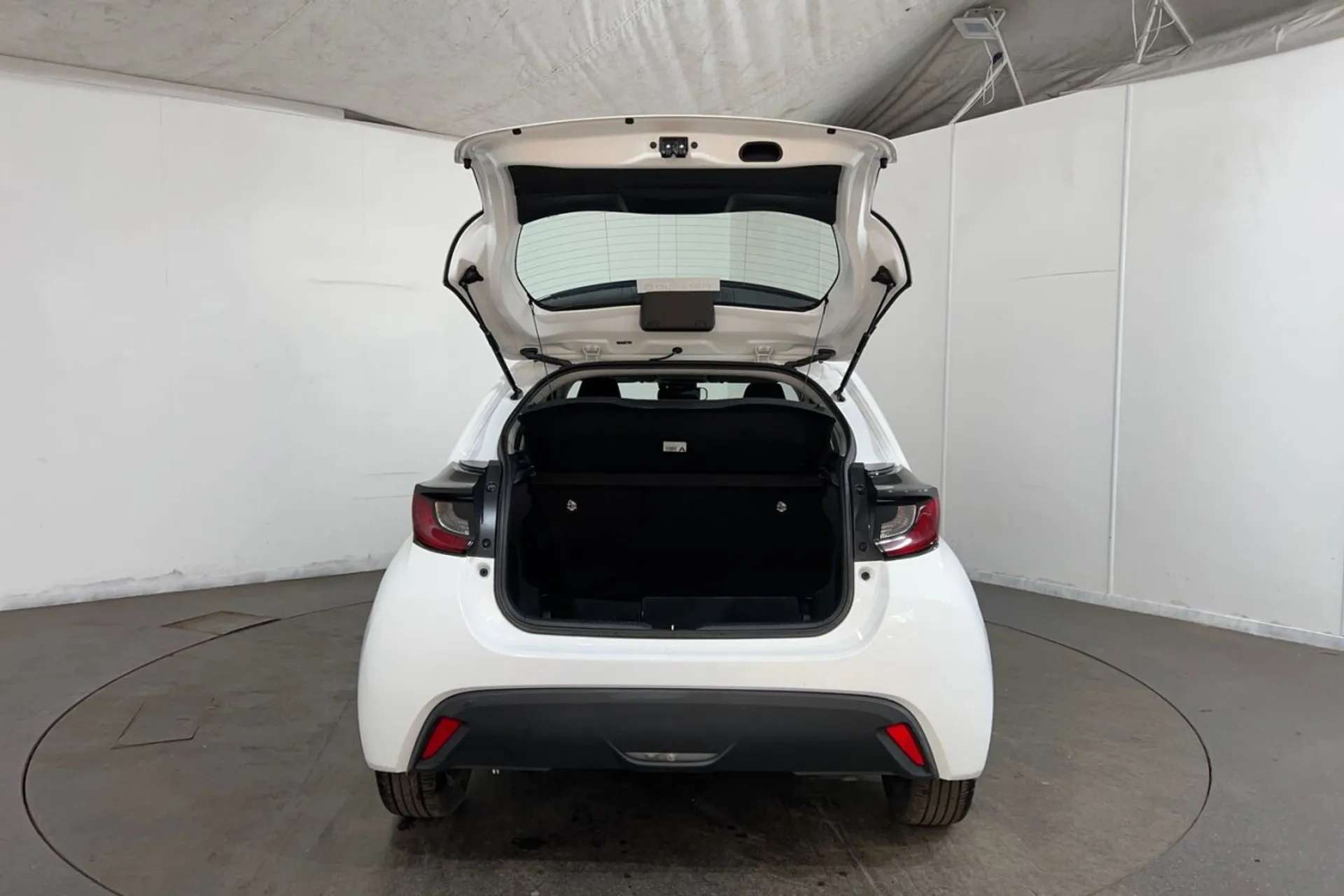 2023 TOYOTA YARIS 2023 TOYOTA YARIS