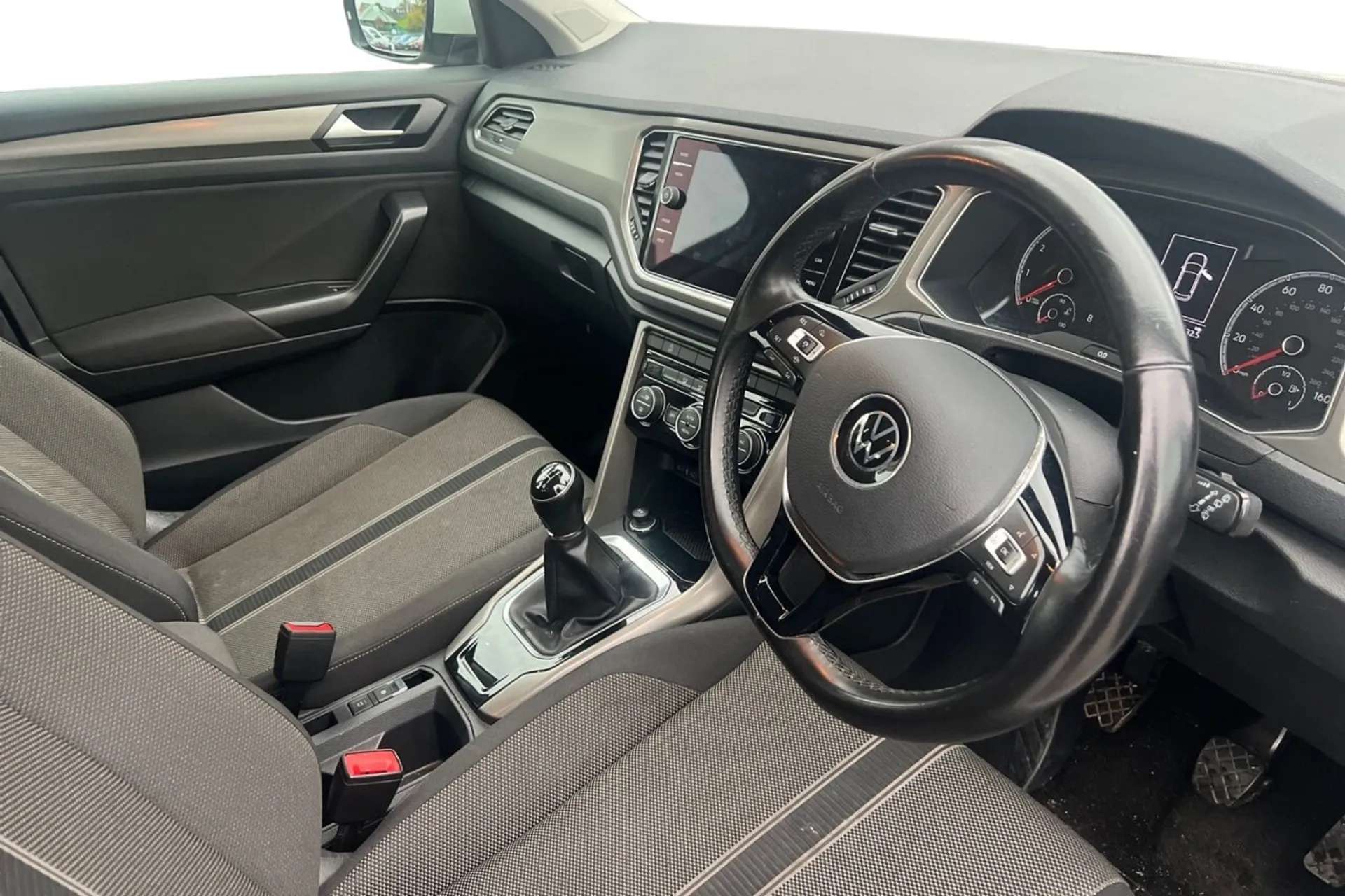 2021 VOLKSWAGEN T-ROC 2021 VOLKSWAGEN T-ROC