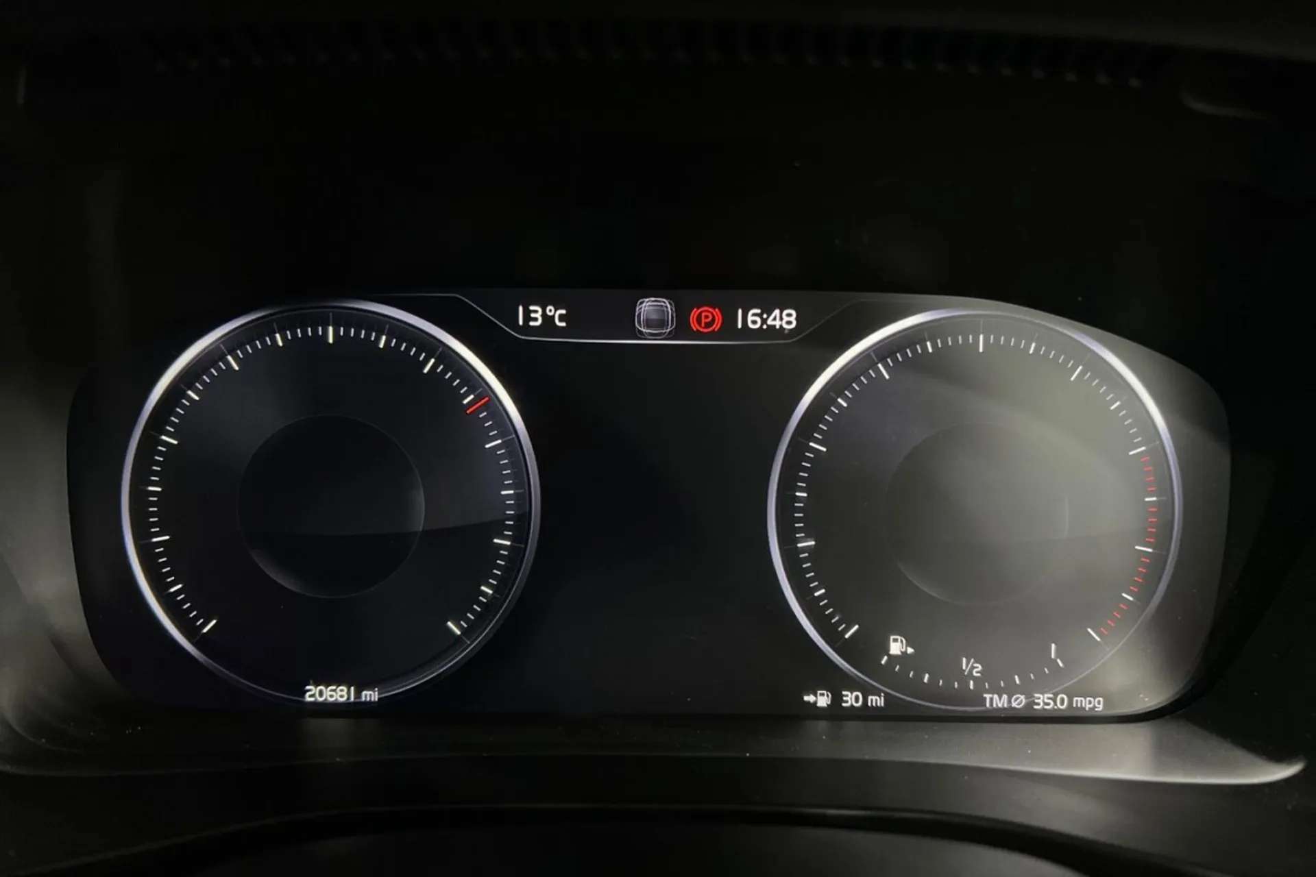 0 VOLVO XC40 0 VOLVO XC40