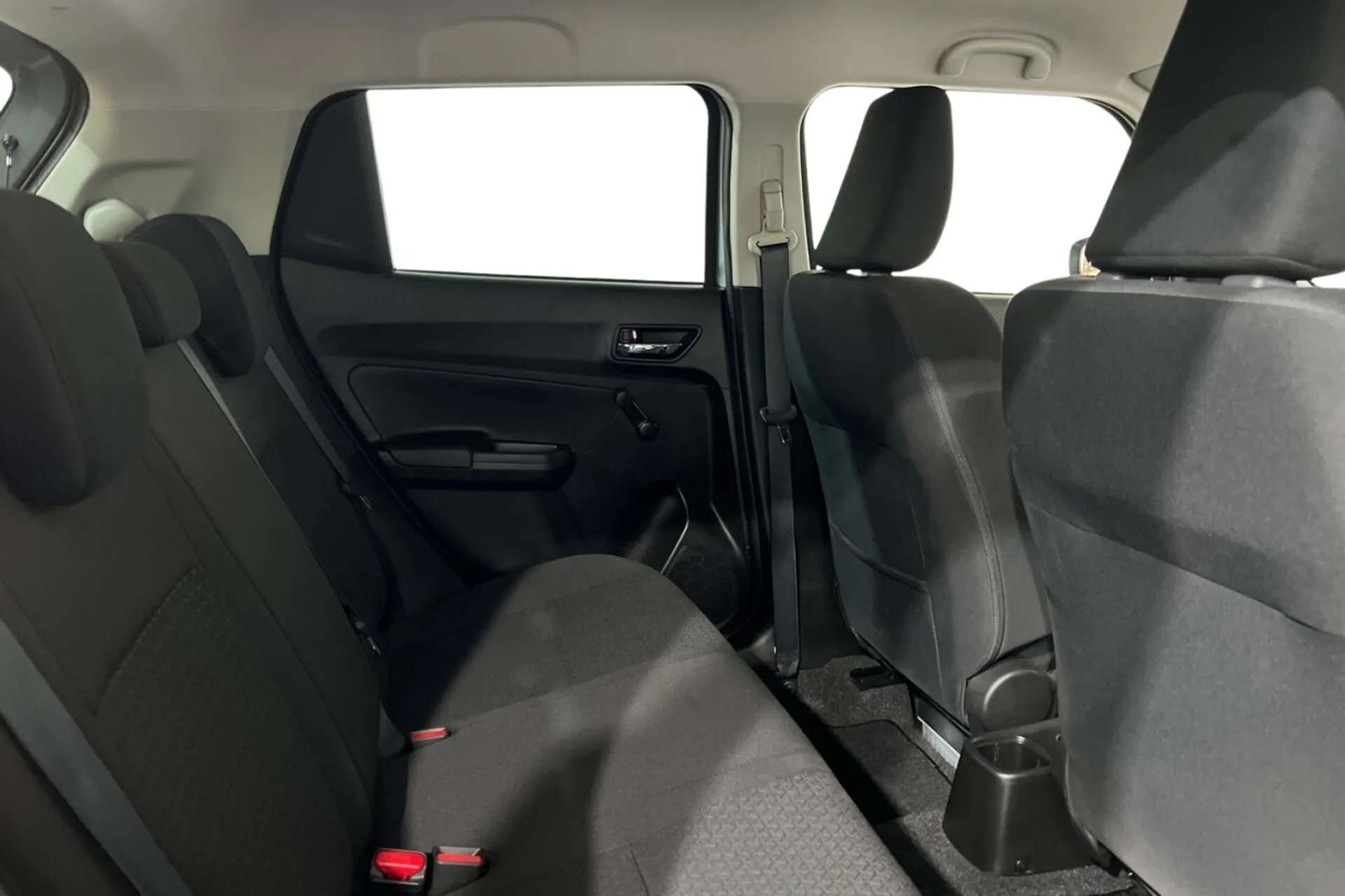 2023 SUZUKI SWIFT 2023 SUZUKI SWIFT