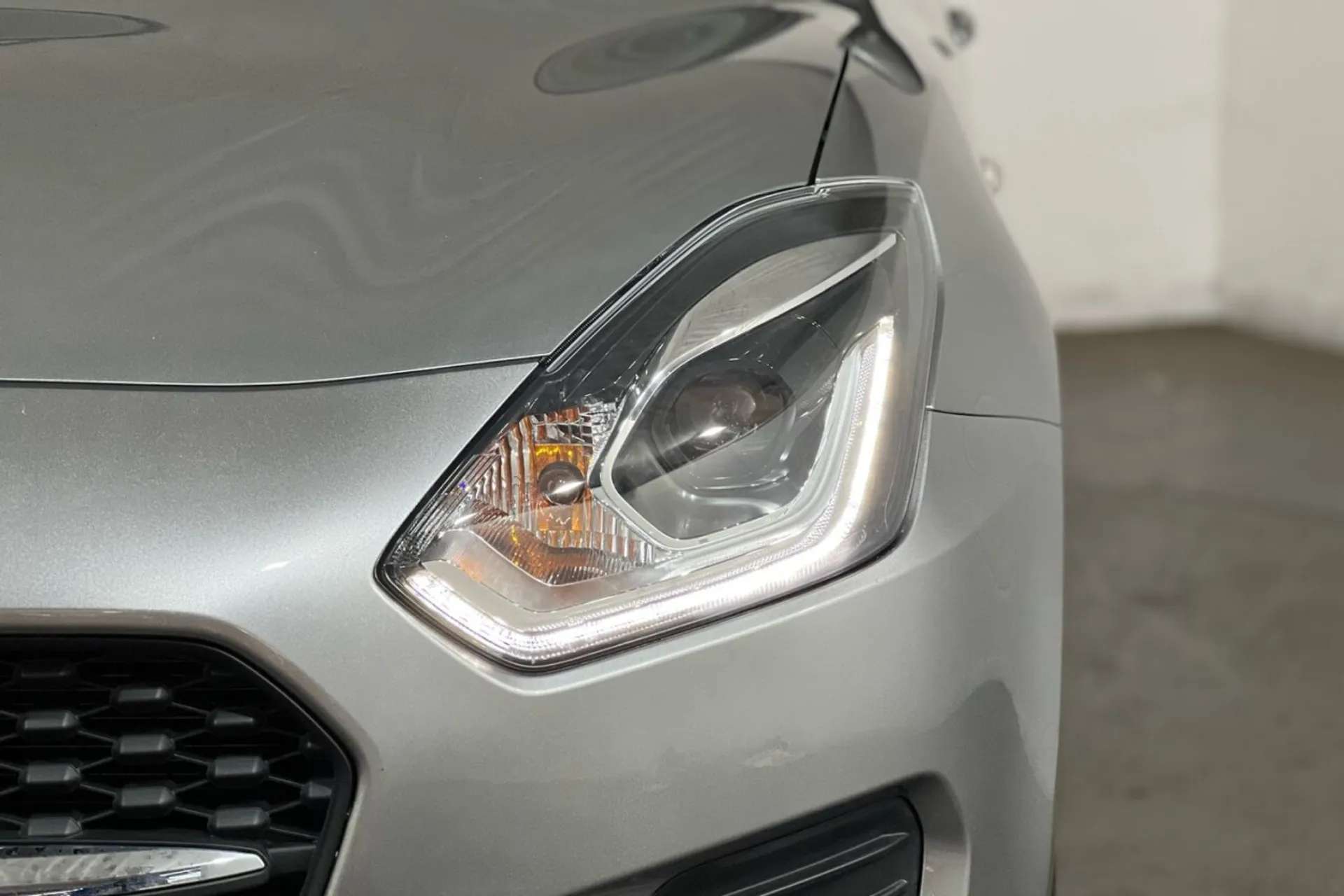 2023 SUZUKI SWIFT 2023 SUZUKI SWIFT