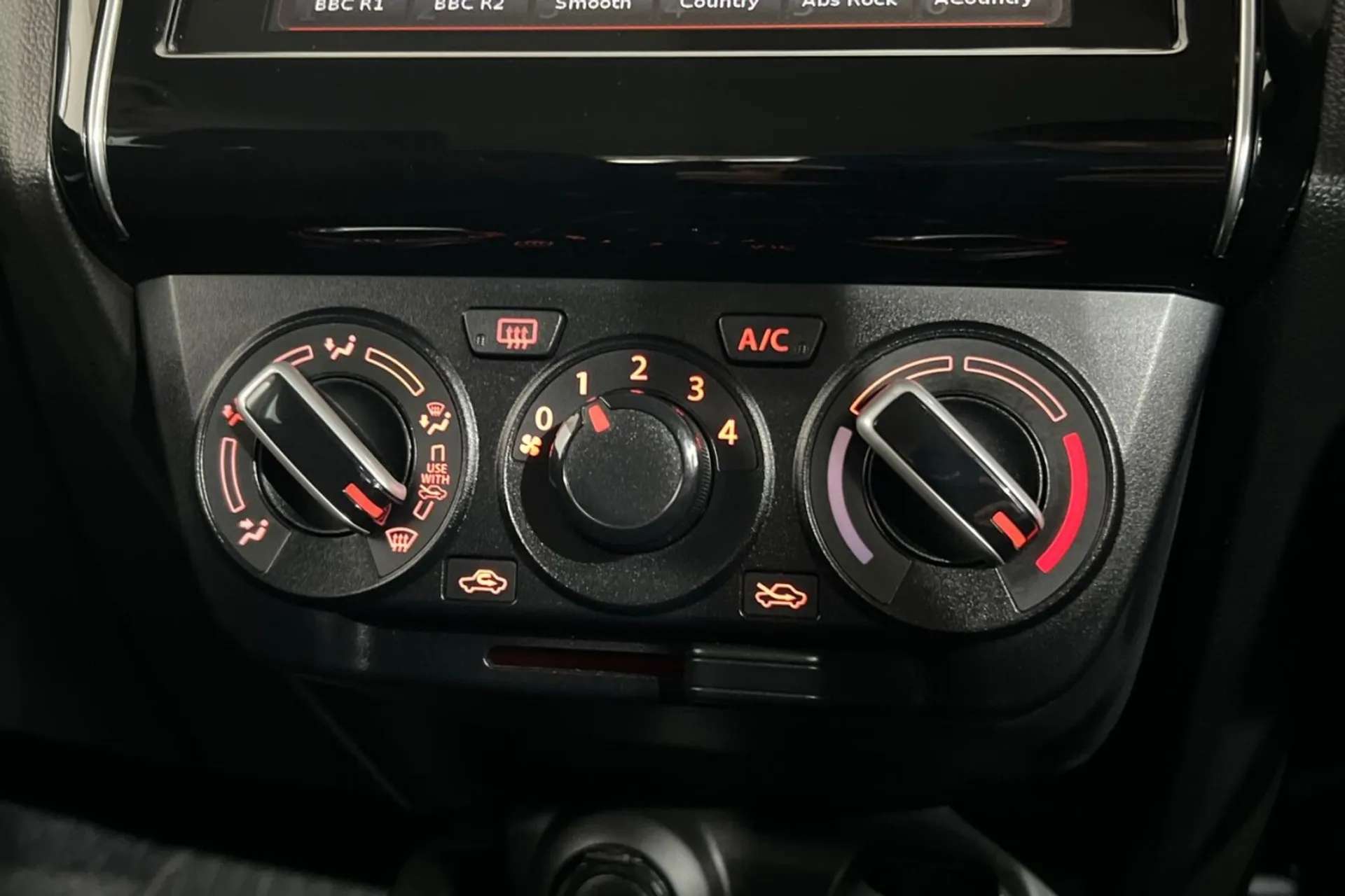 2023 SUZUKI SWIFT 2023 SUZUKI SWIFT