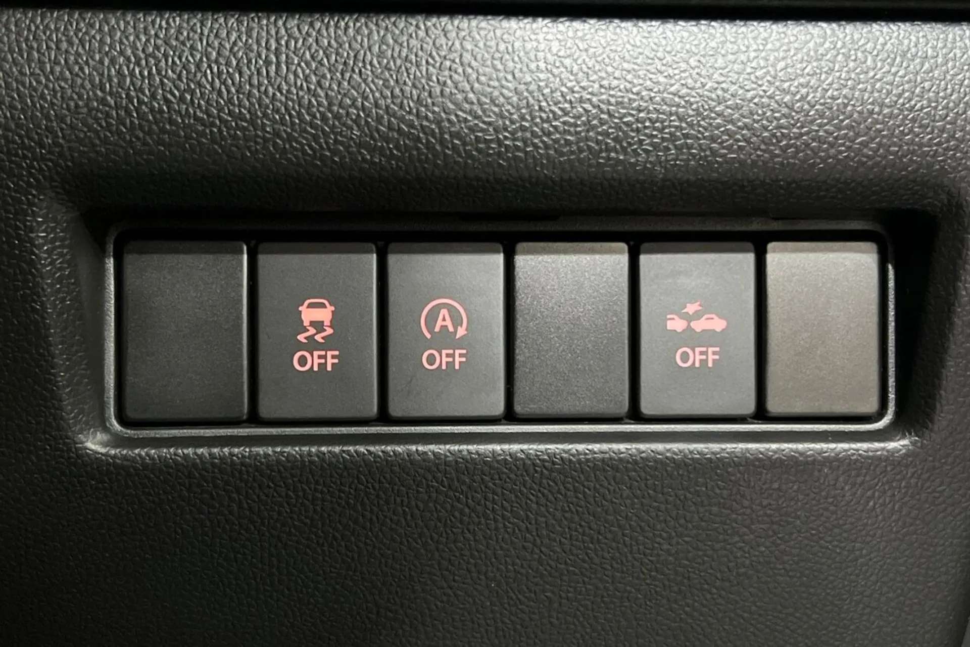 2023 SUZUKI SWIFT 2023 SUZUKI SWIFT