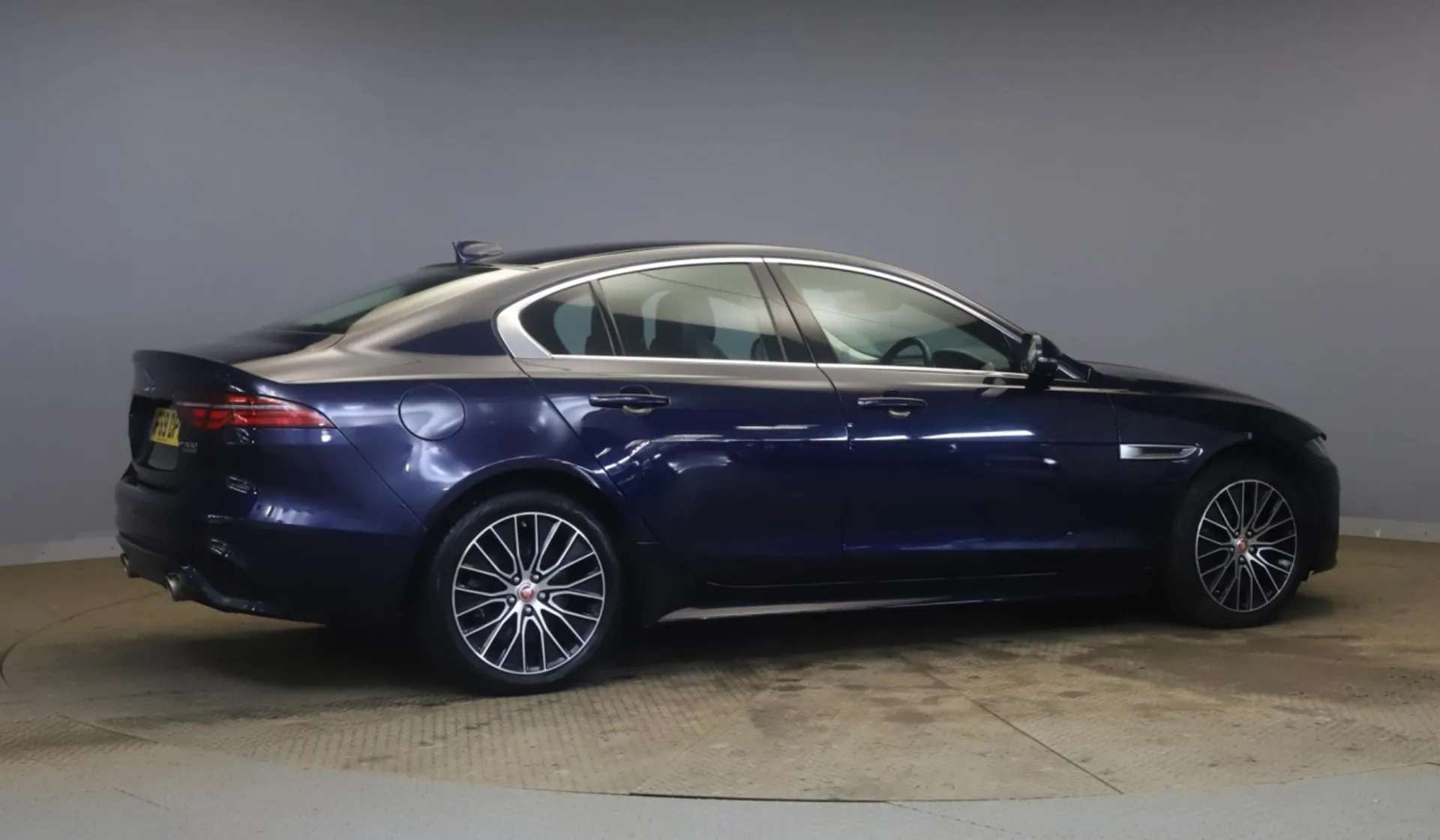 A 0 JAGUAR XE 2.0 R-DYNAMIC S 4d 297 BHP A 0 JAGUAR XE 2.0 R-DYNAMIC S 4d 297 BHP