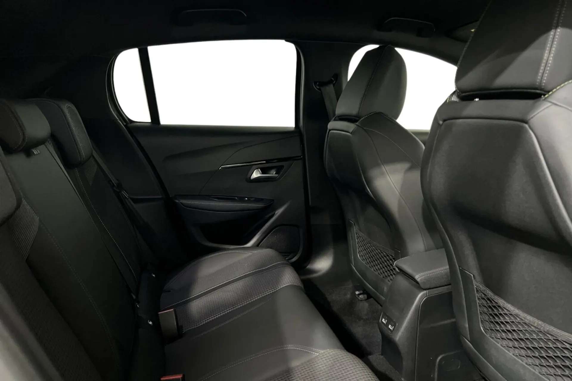 2023 PEUGEOT 208 2023 PEUGEOT 208