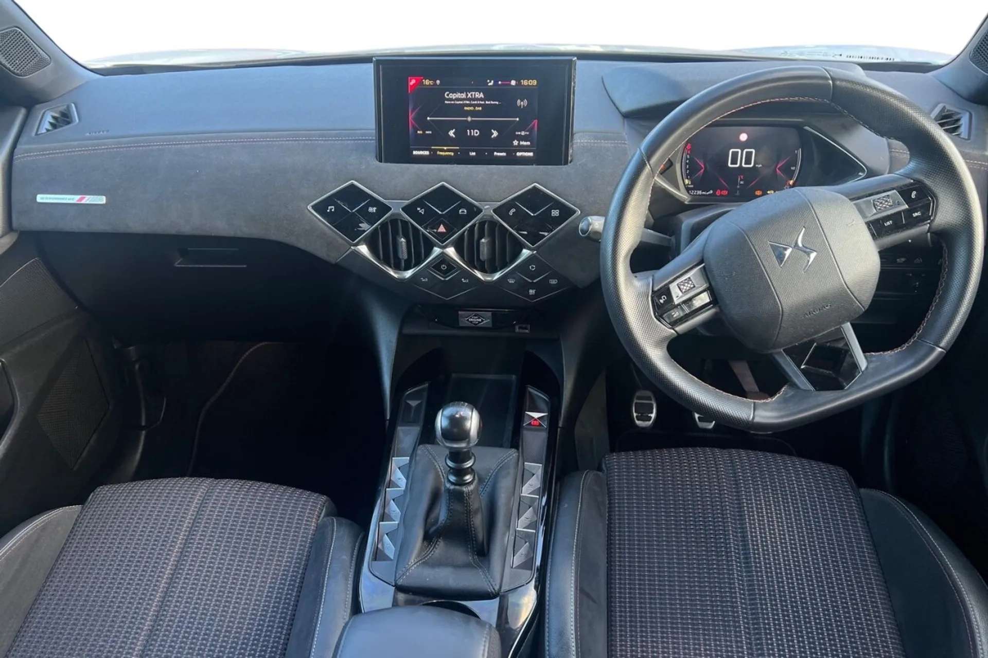 2020 DS DS 3 CROSSBACK 2020 DS DS 3 CROSSBACK