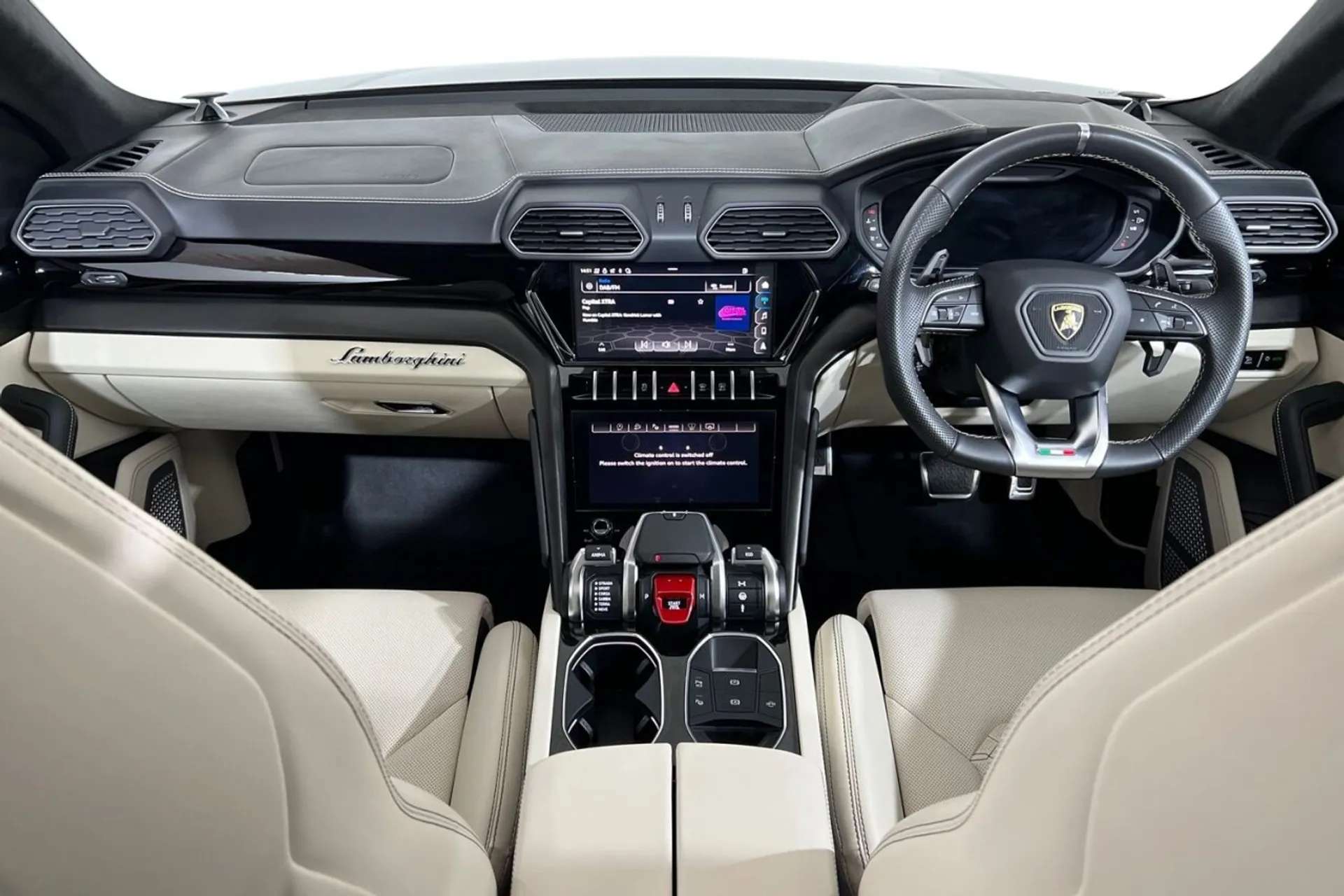 0 LAMBORGHINI URUS 0 LAMBORGHINI URUS