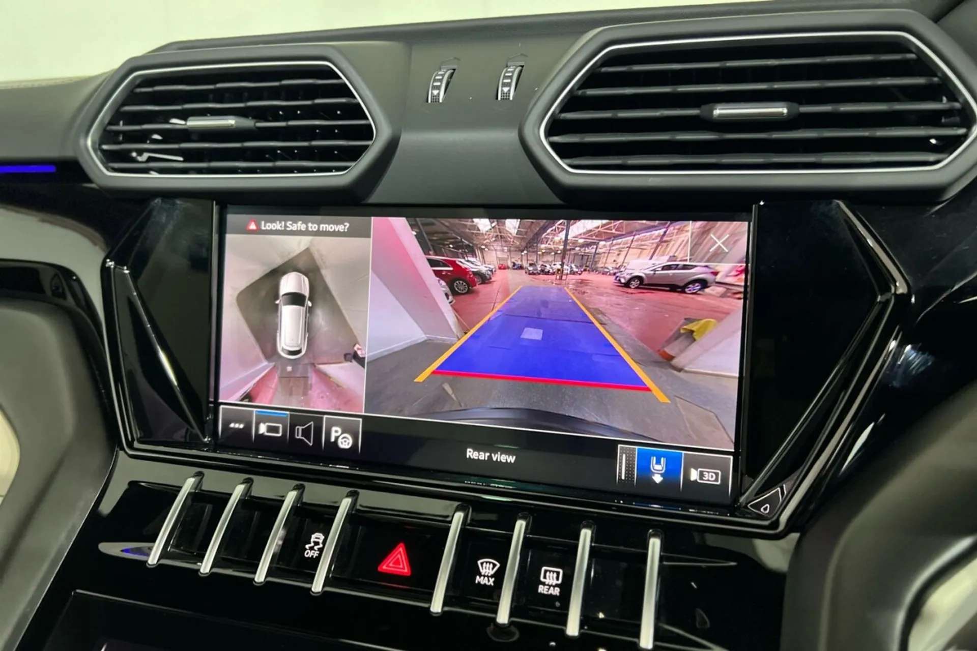 0 LAMBORGHINI URUS 0 LAMBORGHINI URUS