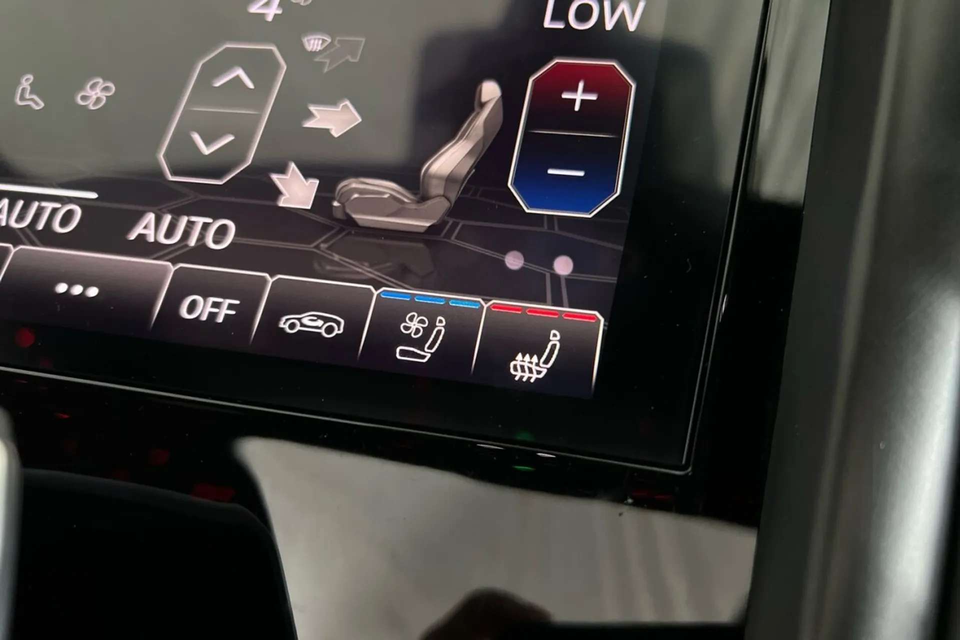 0 LAMBORGHINI URUS 0 LAMBORGHINI URUS