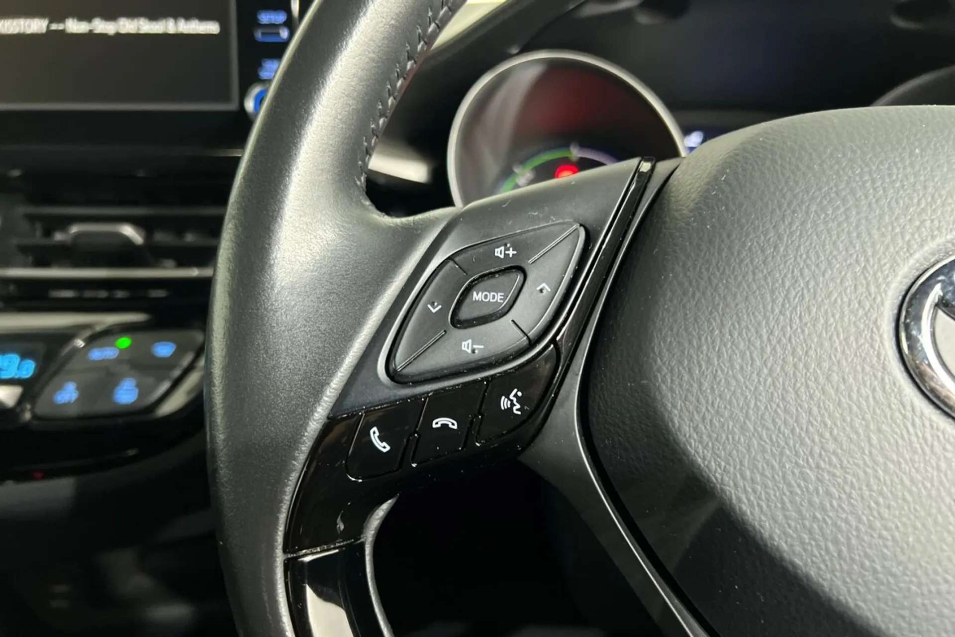 2022 TOYOTA CHR 2022 TOYOTA CHR