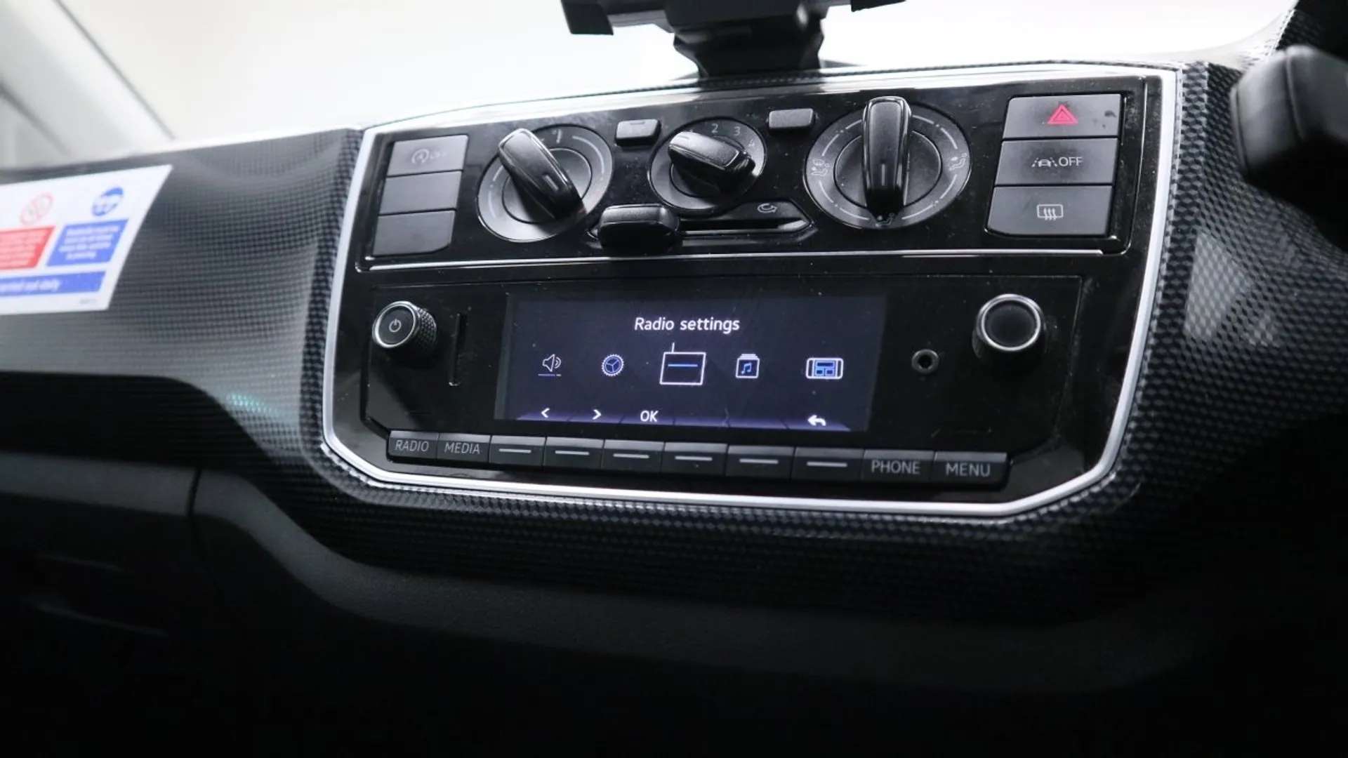 2021 VOLKSWAGEN UP 2021 VOLKSWAGEN UP