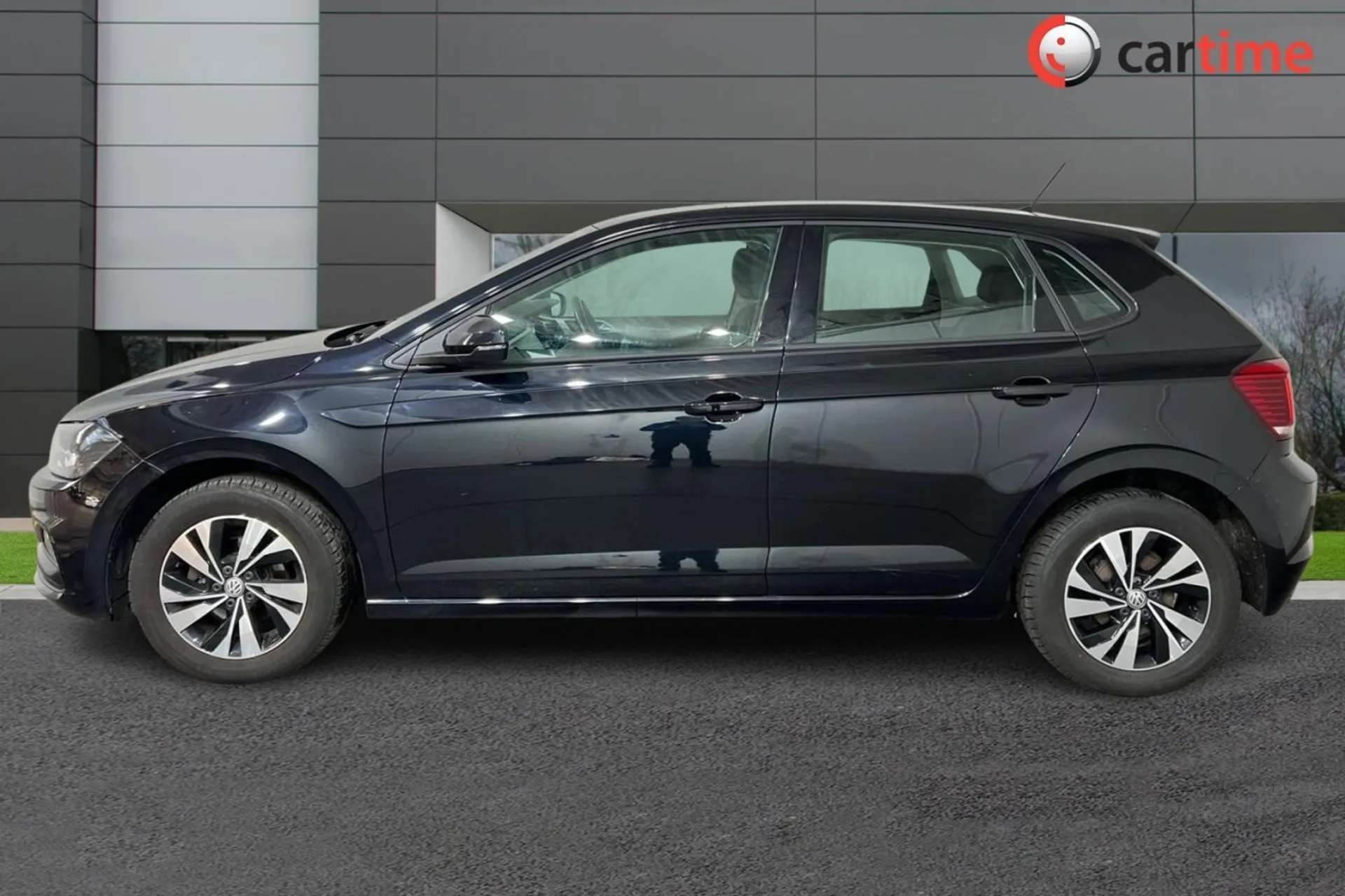 A 2018 VOLKSWAGEN POLO 1.0 SE TSI 5d 94 BHP 8in Touchscreen, Apple CarPlay / Android Auto, Tinted Glass, Air Conditioning, 15in Alloys Deep Black, 15in Alloys A 2018 VOLKSWAGEN POLO 1.0 SE TSI 5d 94 BHP 8in Touchscreen, Apple CarPlay / Android Auto, Tinted Glass, Air Conditioning, 15in Alloys Deep Black, 15in Alloys