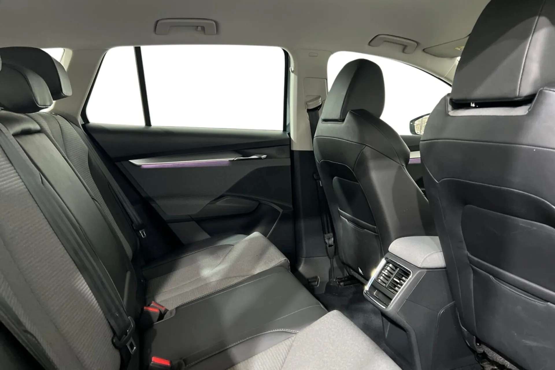 2021 SKODA ENYAQ IV 2021 SKODA ENYAQ IV