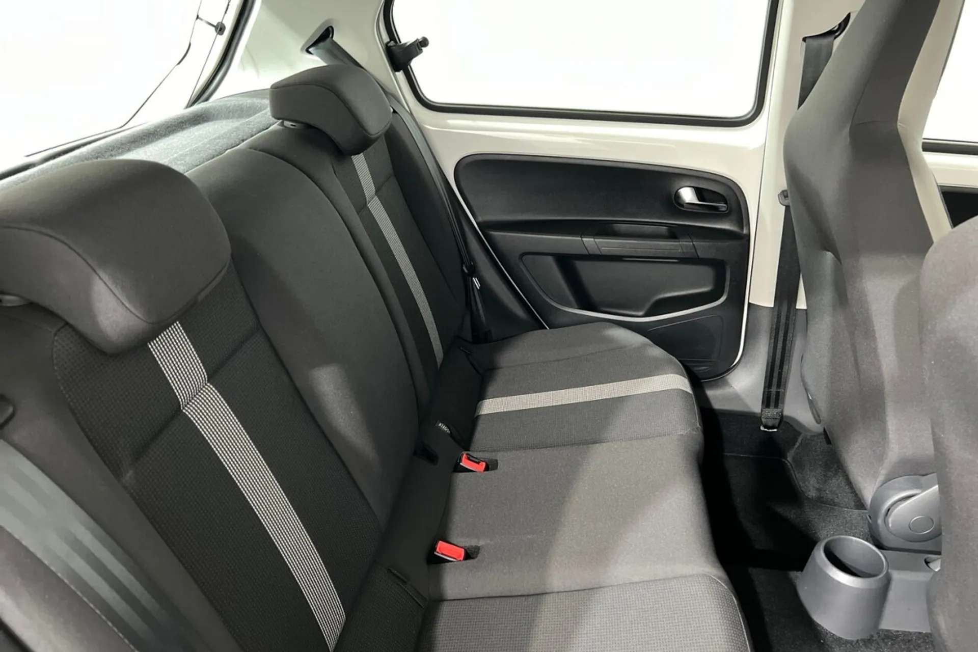 2017 VOLKSWAGEN UP 2017 VOLKSWAGEN UP