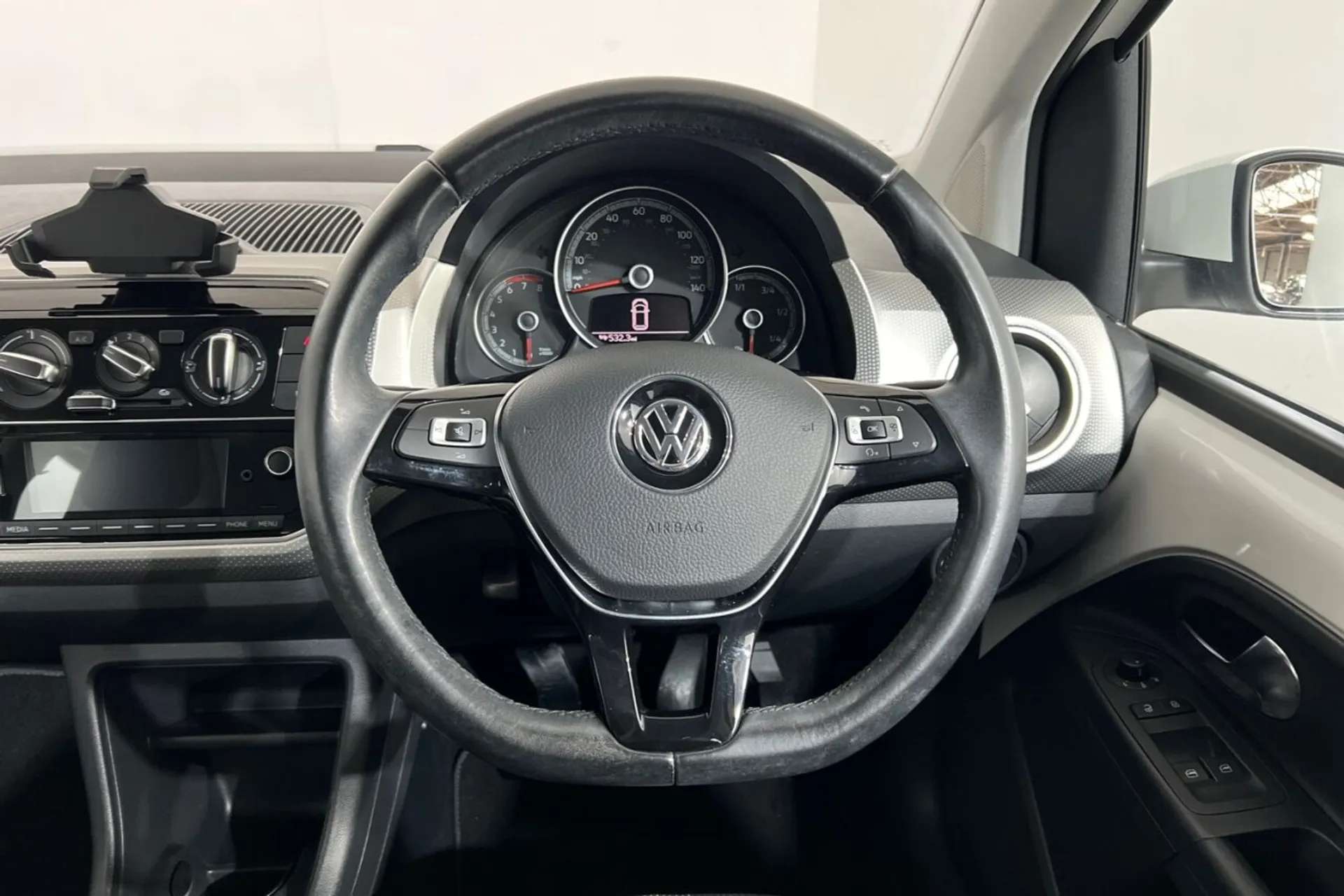 2017 VOLKSWAGEN UP 2017 VOLKSWAGEN UP