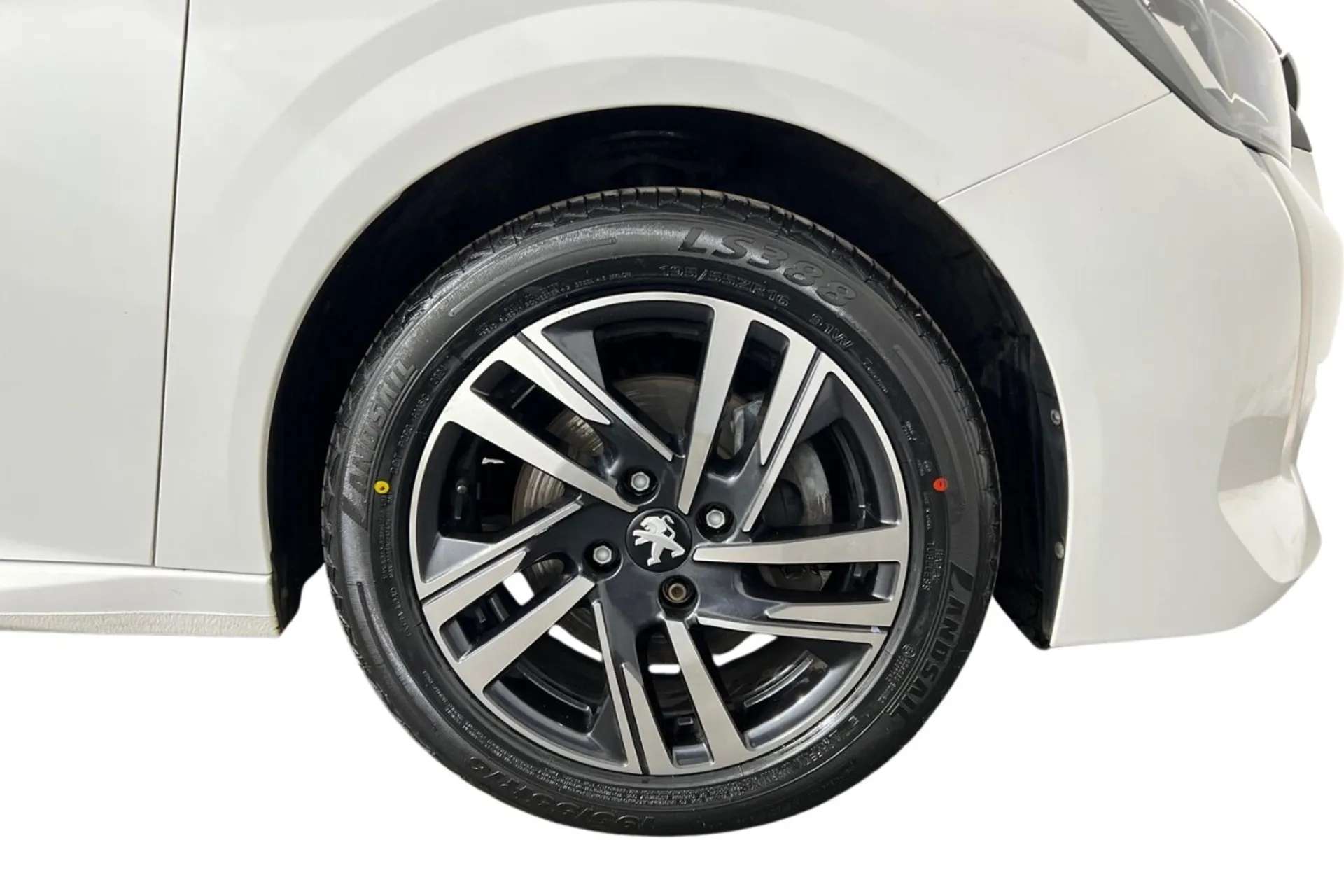 0 PEUGEOT 208 0 PEUGEOT 208