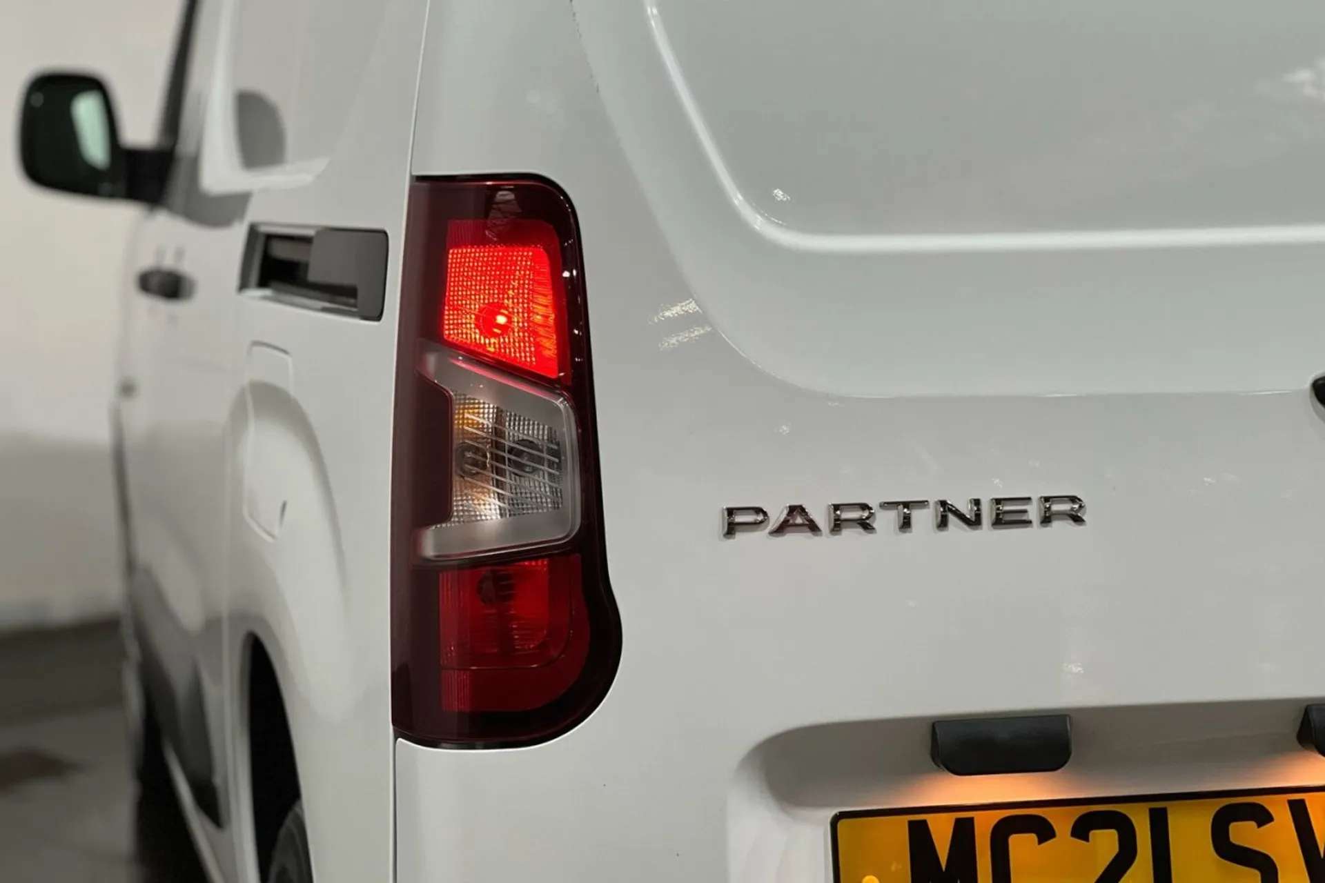 2021 PEUGEOT PARTNER 2021 PEUGEOT PARTNER