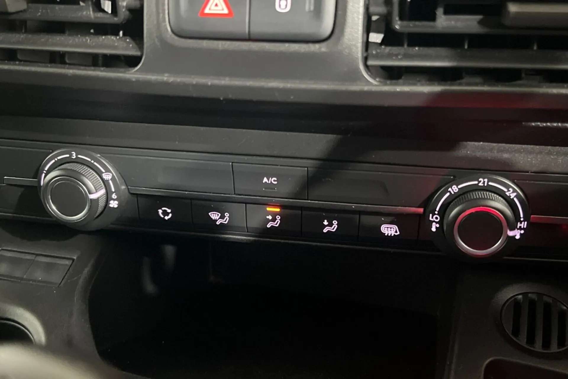 2021 PEUGEOT PARTNER 2021 PEUGEOT PARTNER