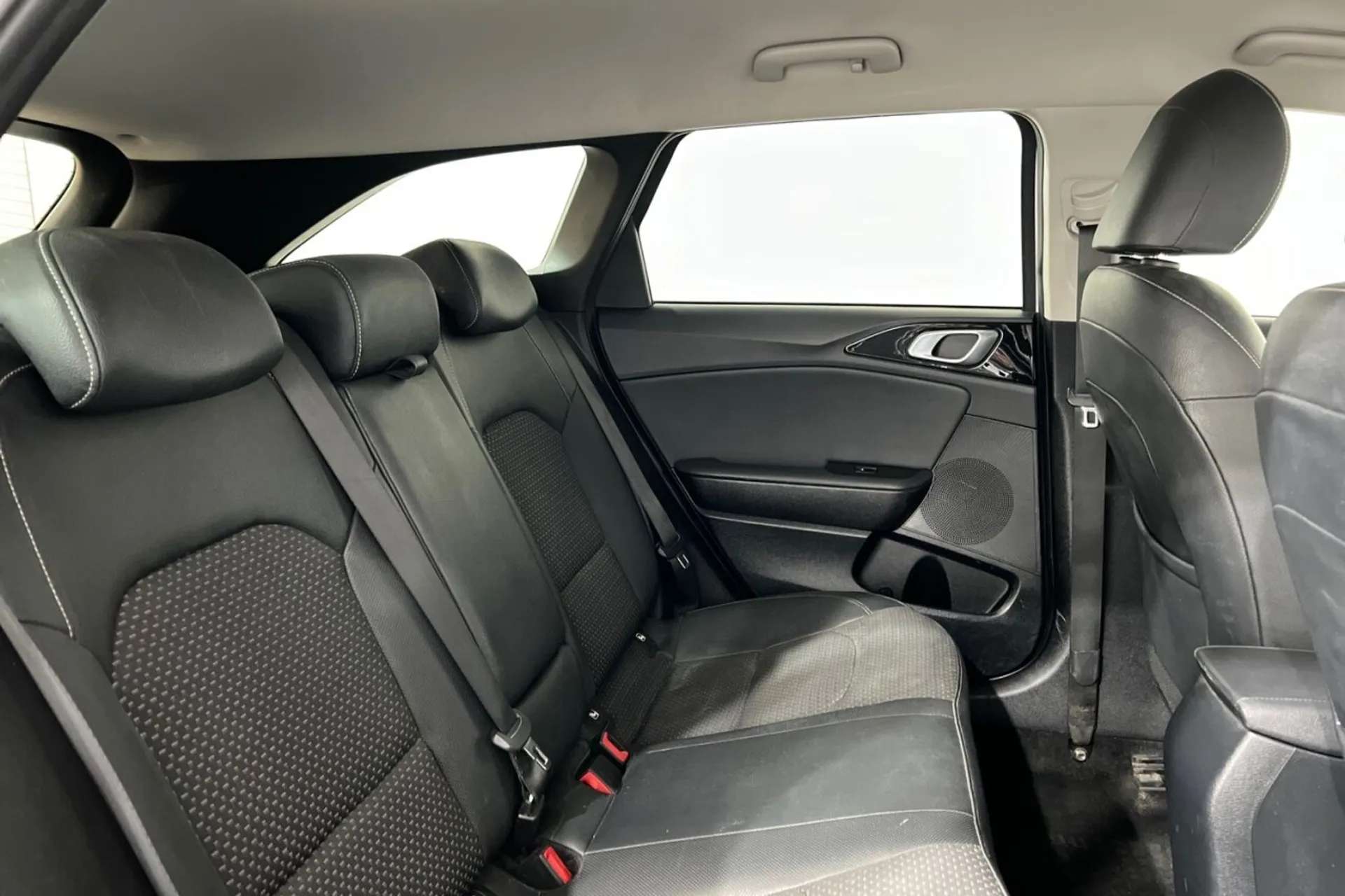 2021 KIA CEED 2021 KIA CEED