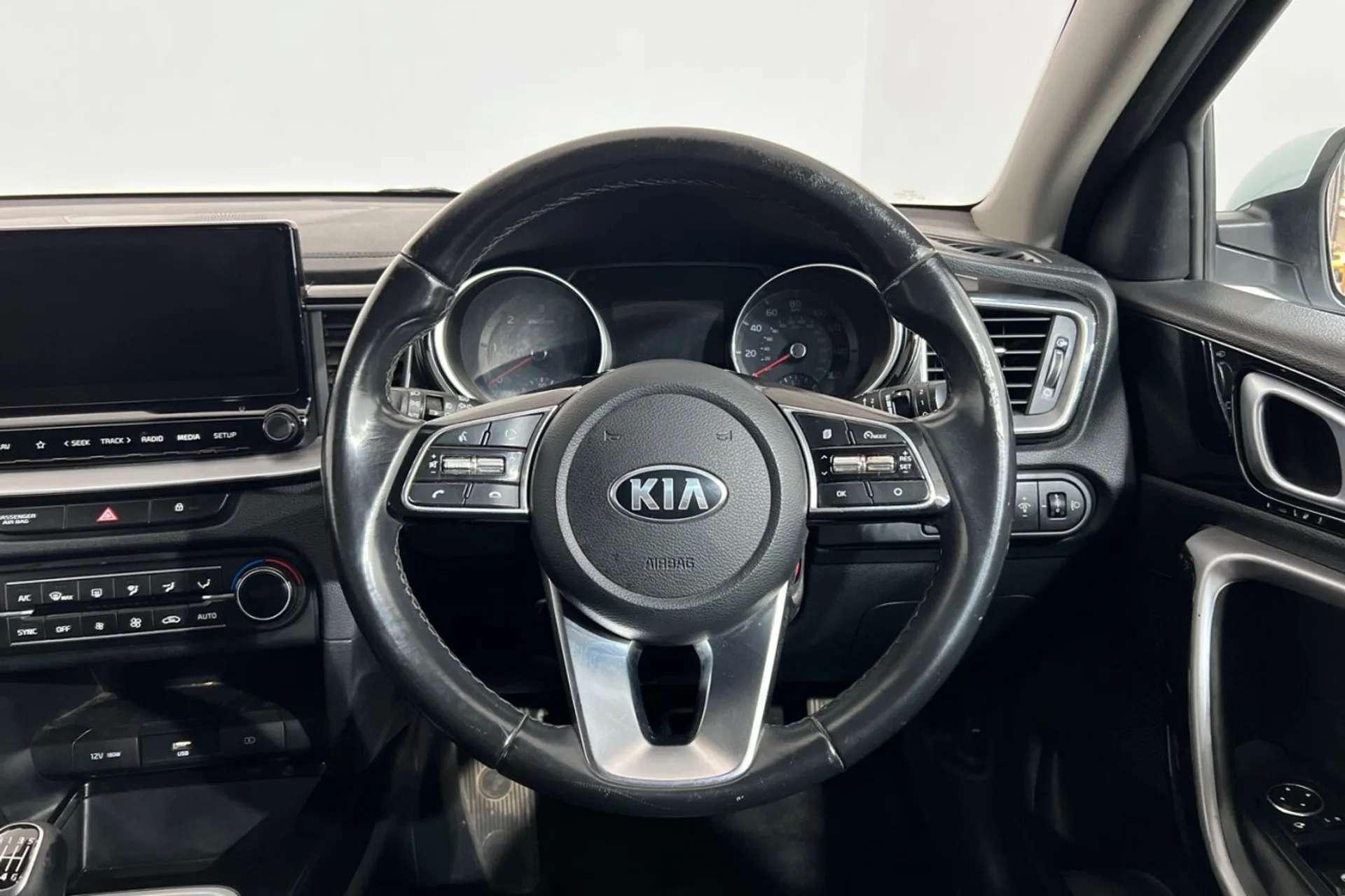 2021 KIA CEED 2021 KIA CEED