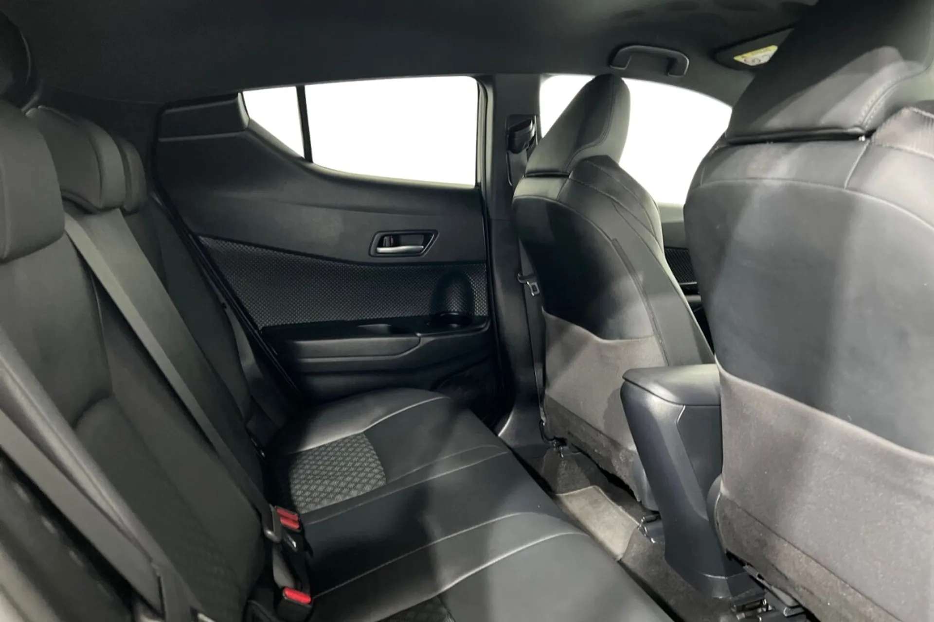 0 TOYOTA CHR 0 TOYOTA CHR